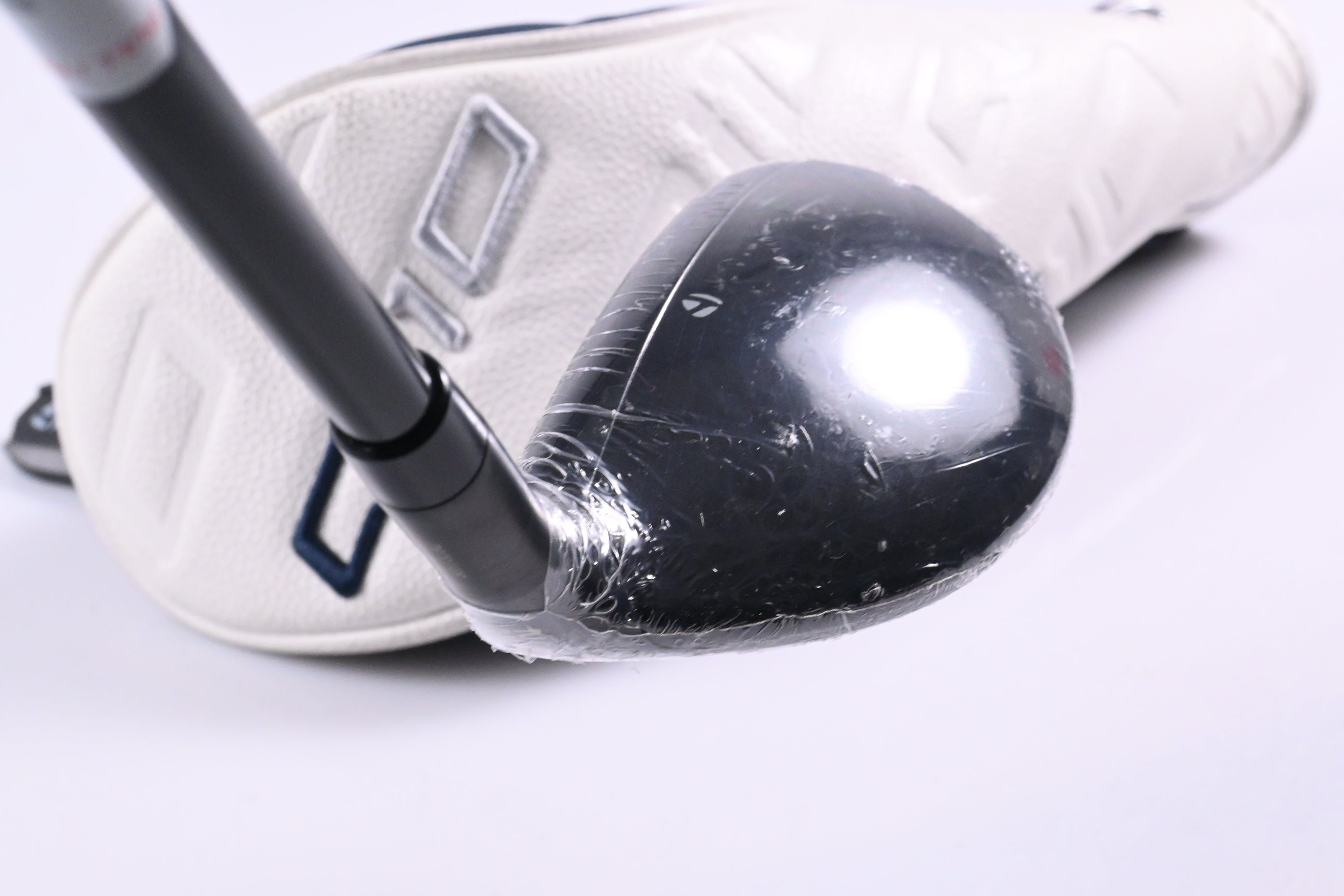 Taylormade Qi10 #4 Hybrid / 22 Degree / Regular Flex Fujikura Ventus TR Blue 6