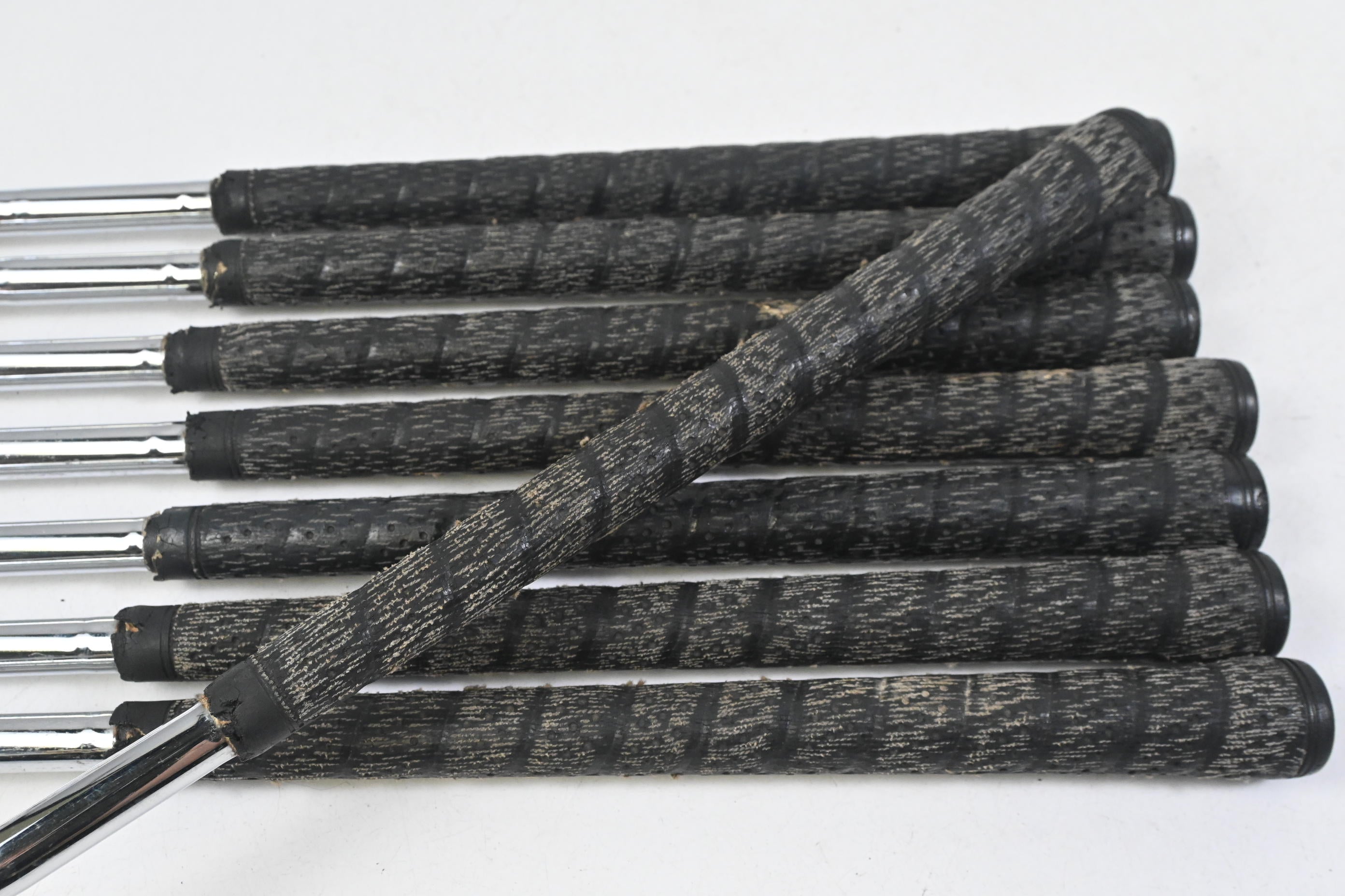 Mizuno TP-9 Irons / 3-PW / Regular Flex Dynamic Gold R300 Shafts