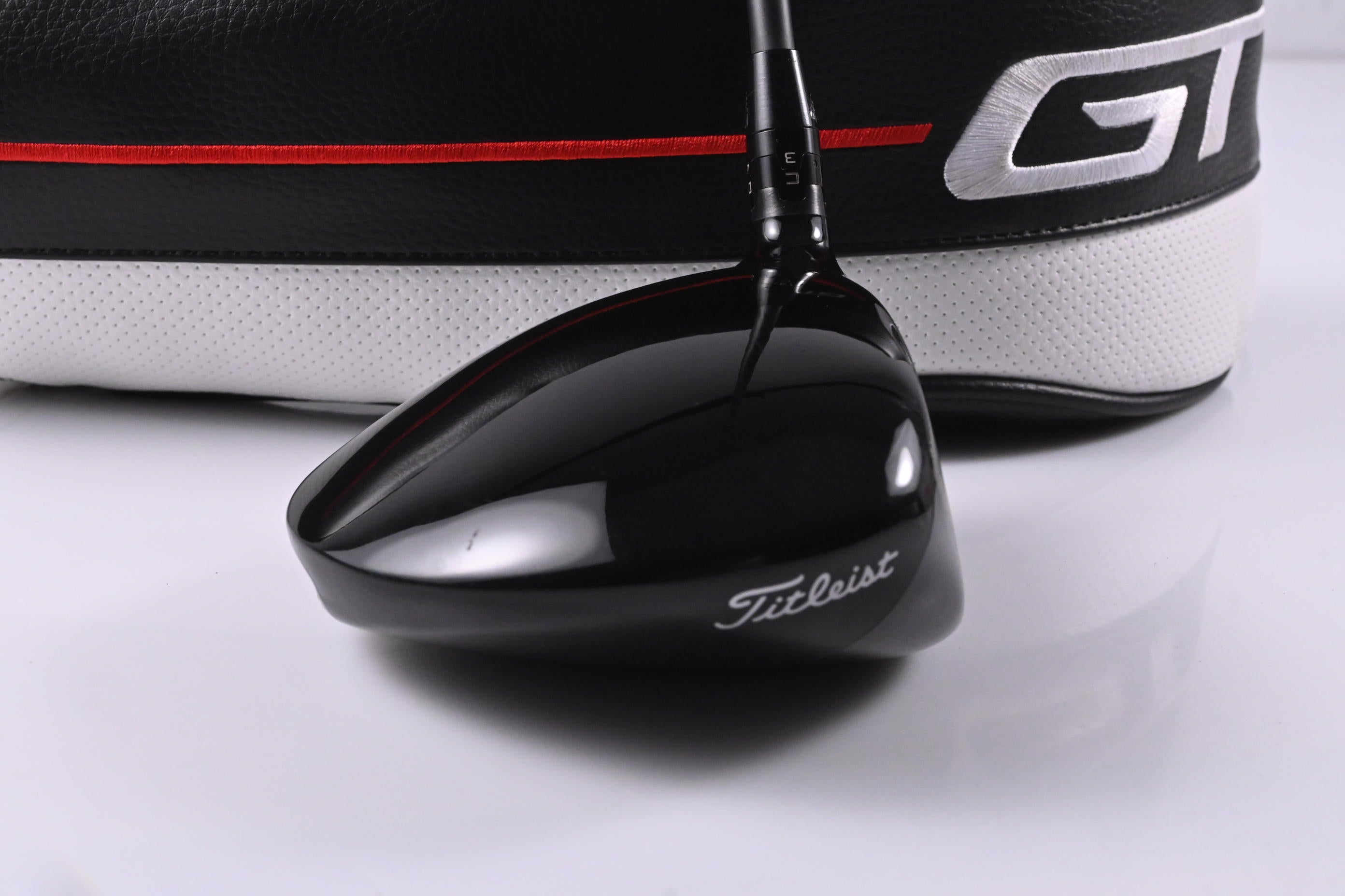 Titleist GT2 Driver / 10 Degree / Stiff Flex HZRDUS Smoke Black 60 Shaft