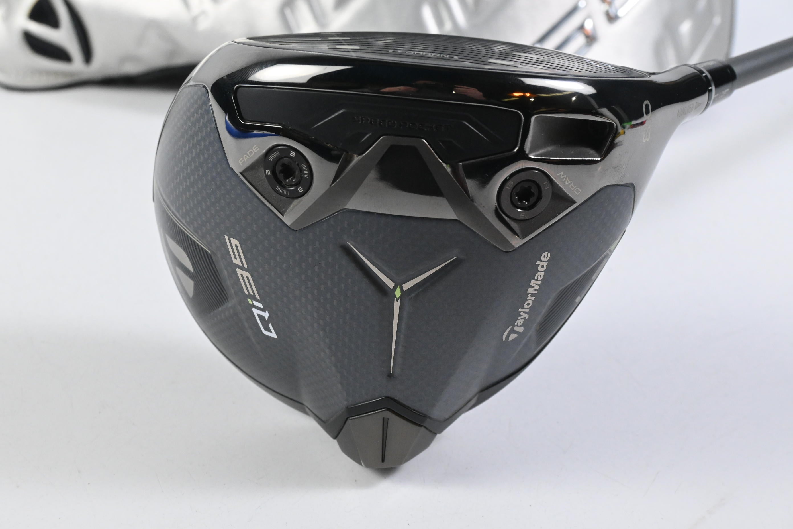 Taylormade Qi35 LS Driver / 8 Degree / Stiff Flex Fujikura AIRSPD 50 Shaft