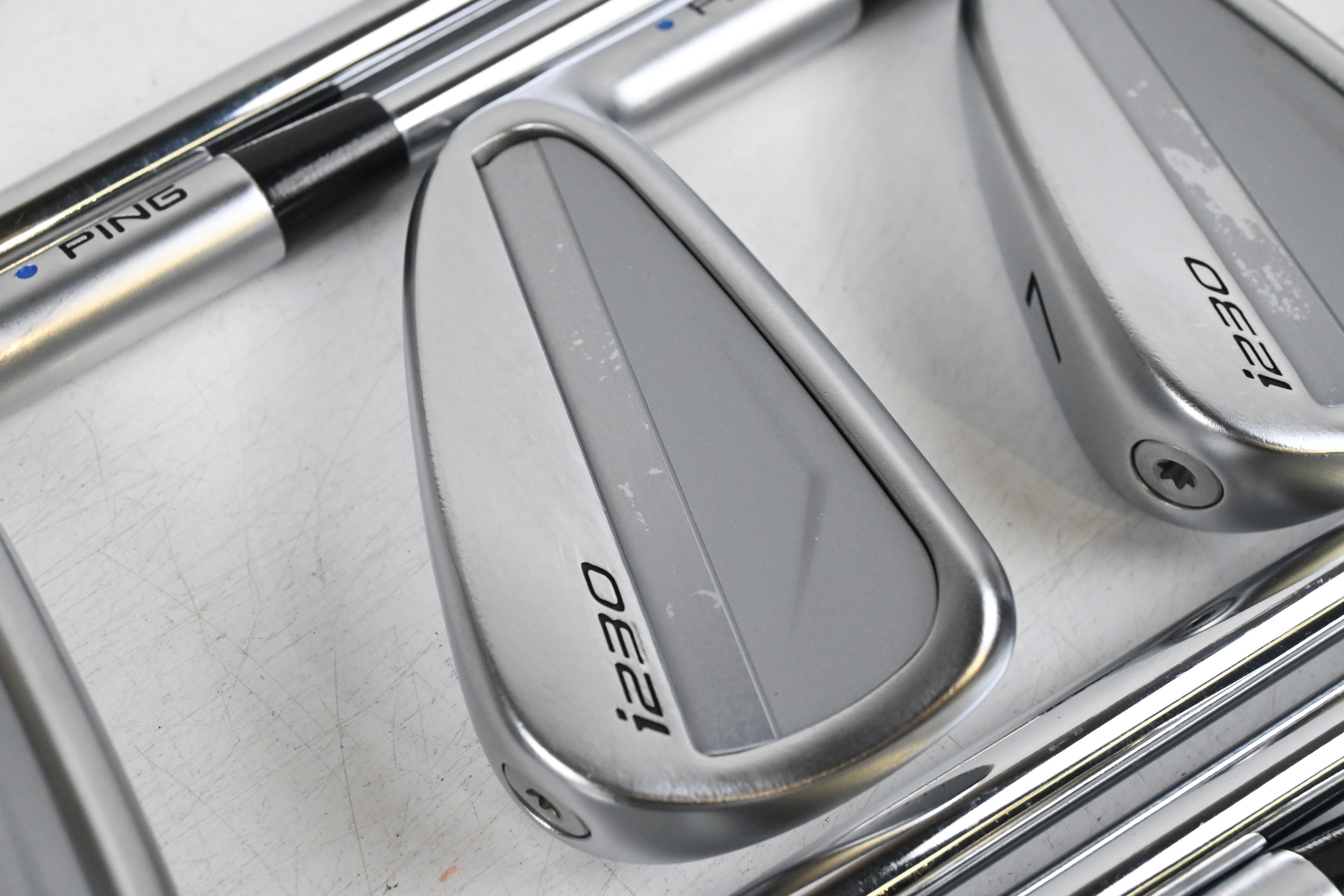 Ping i230 Irons / 4-PW+GW / Blue Dot / Stiff Flex Dynamic Gold 105 S300 Shafts