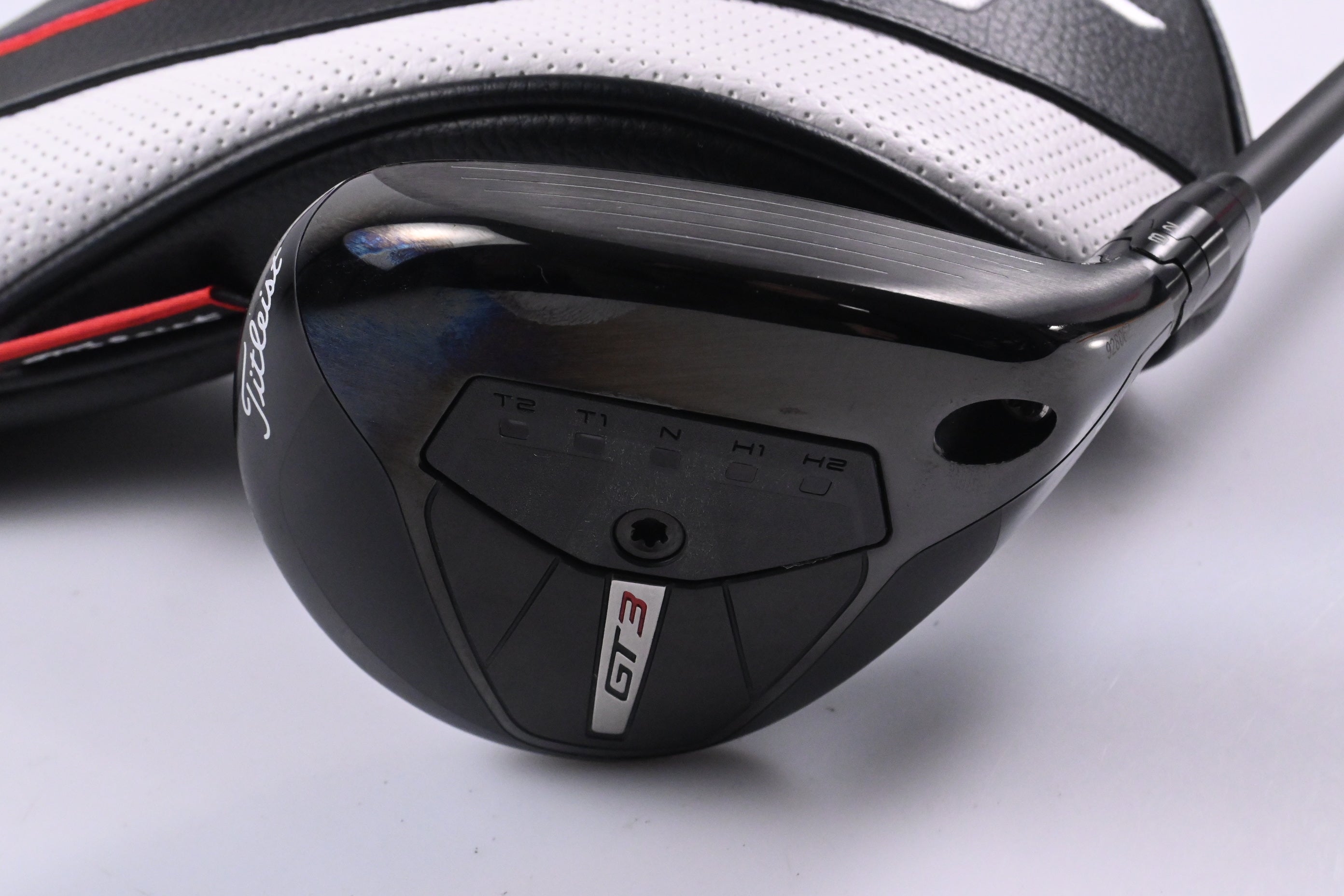 Titleist GT3 #3 Wood / 16.5 Degree / X-Flex HZRDUS Black 70 Shaft