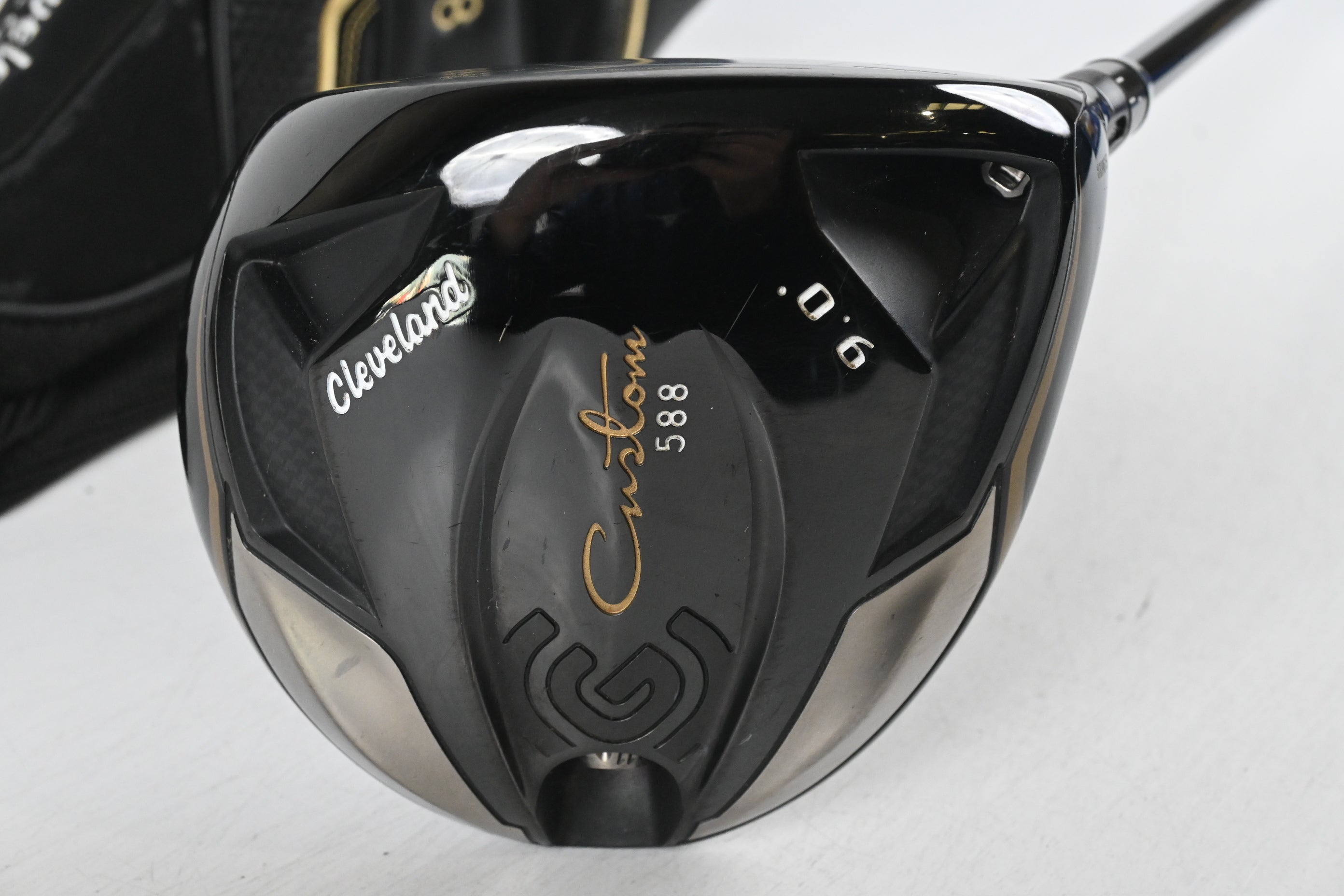 Cleveland 588 Custom Driver / 9 Degree / Regular Flex Miyazaki B.Asha 4