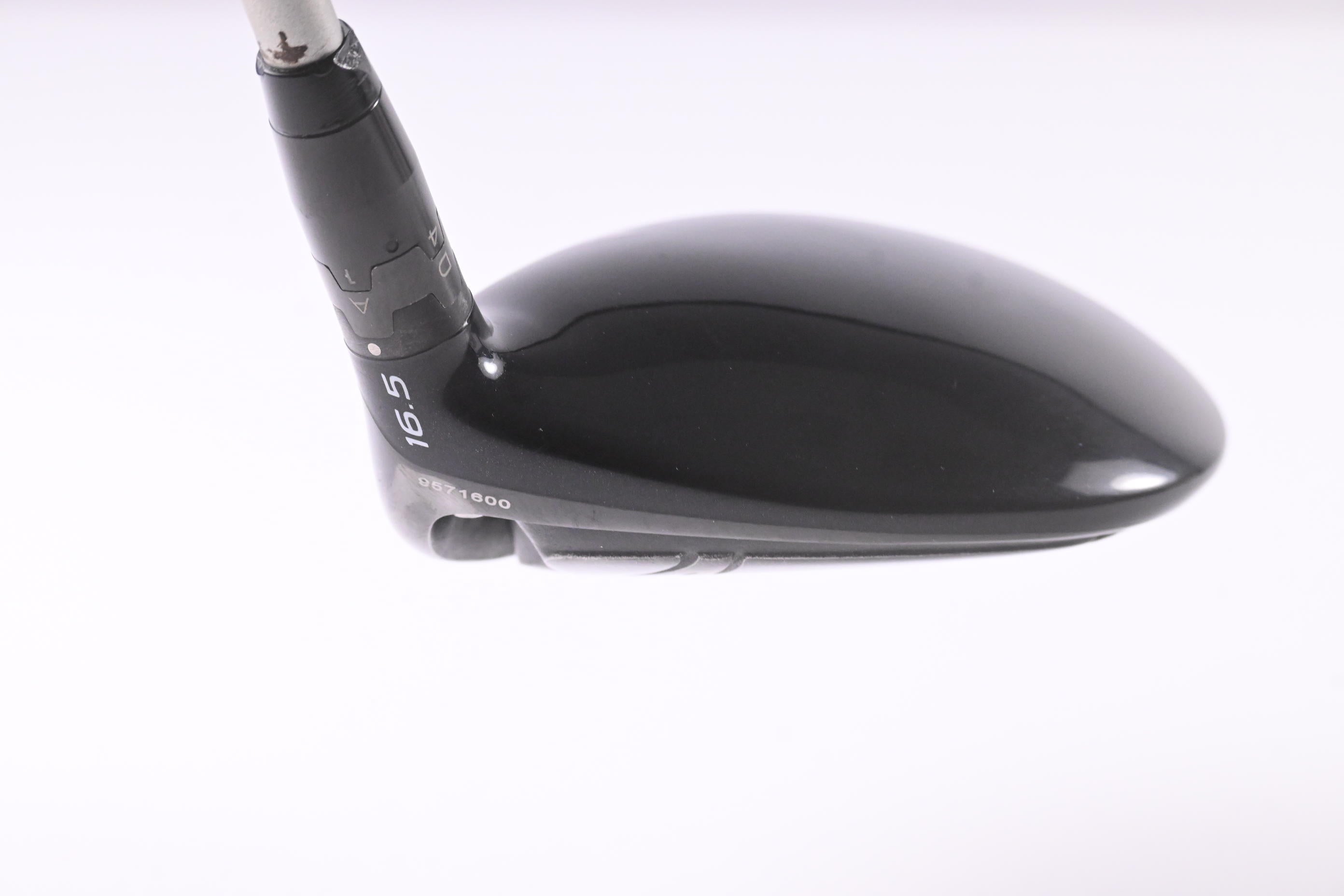 Titleist 915 F #3 Wood / 16.5 Degree / Stiff Flex Diamana Blue S+70 Shaft
