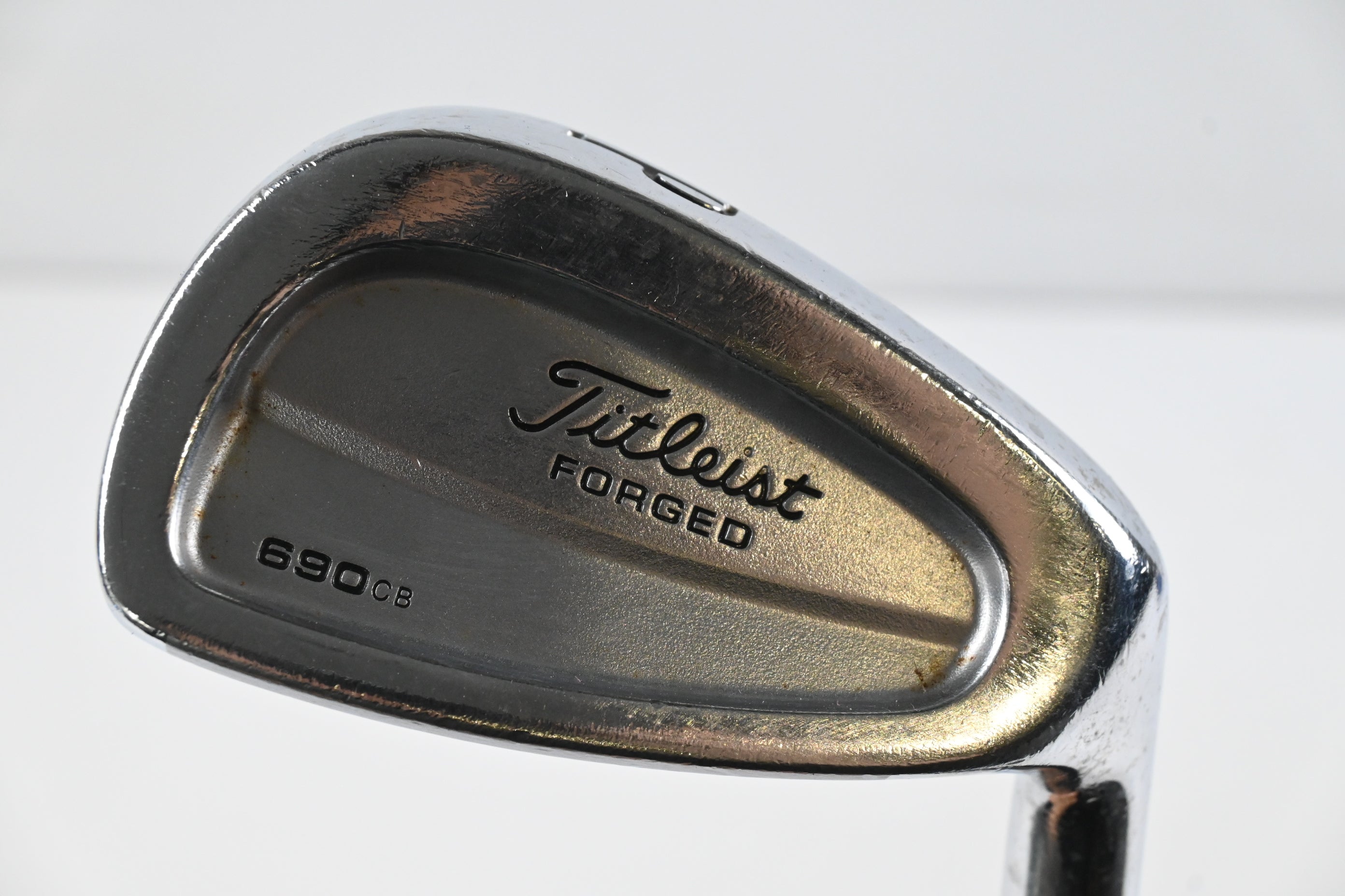 Titleist 690CB Pitching Wedge / 48 Degree / Stiff Flex Dynamic Gold S300 Shaft