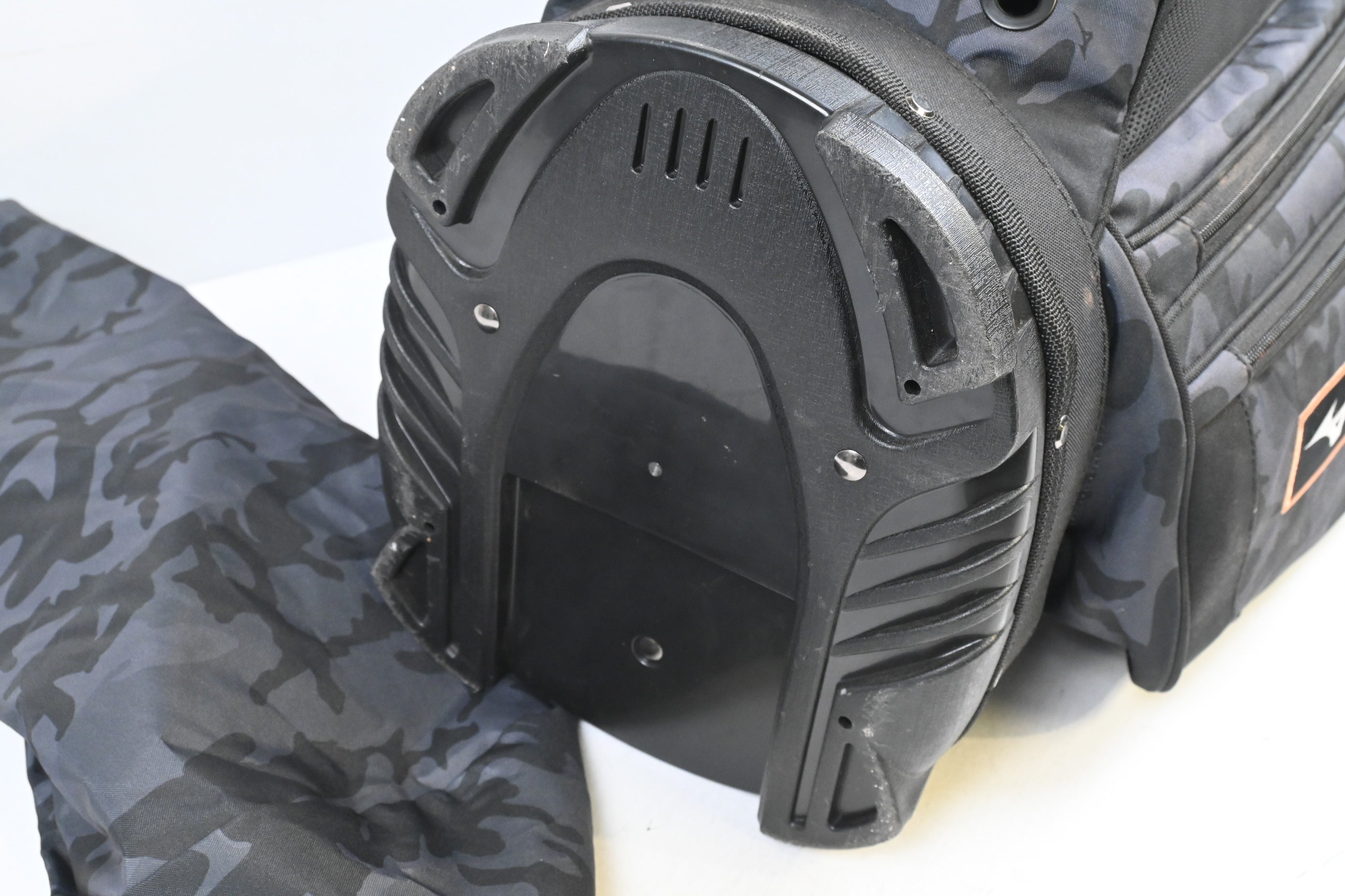 Mizuno BR-D 4c Cart Bag / 14-Way Divider / Black Camo