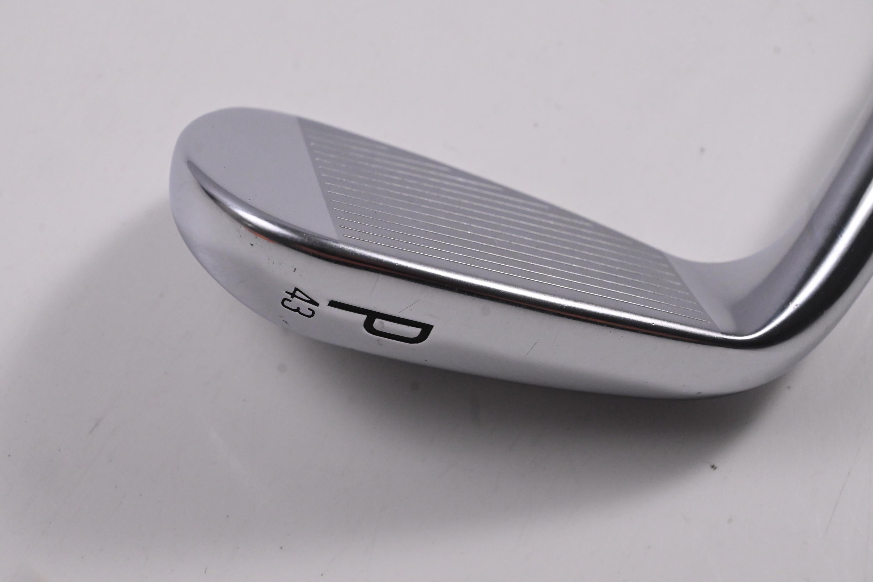 Titleist T300 2021 Pitching Wedge / 43 Degree / Regular Flex Tensei AV Red AM(2)