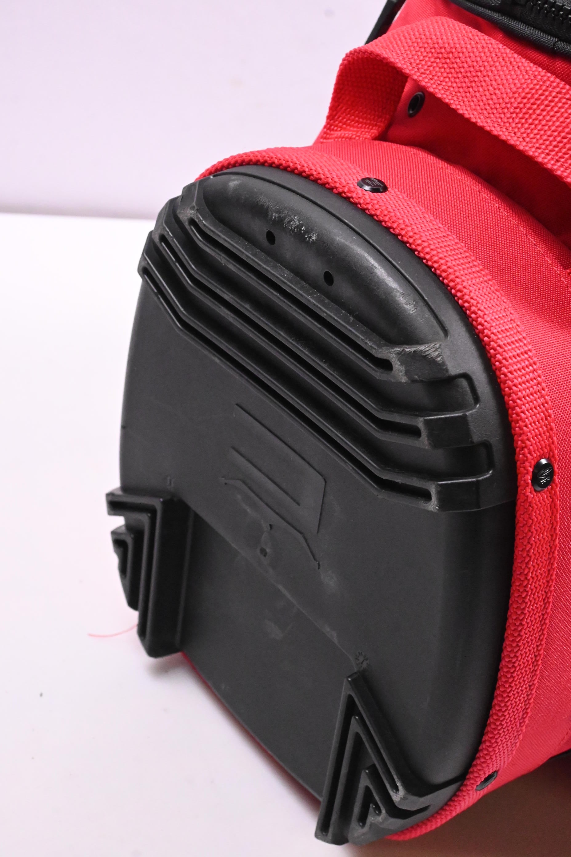 Cobra UltraLight Pro Cart Bag / 14-Way Divider / Red, White, Grey