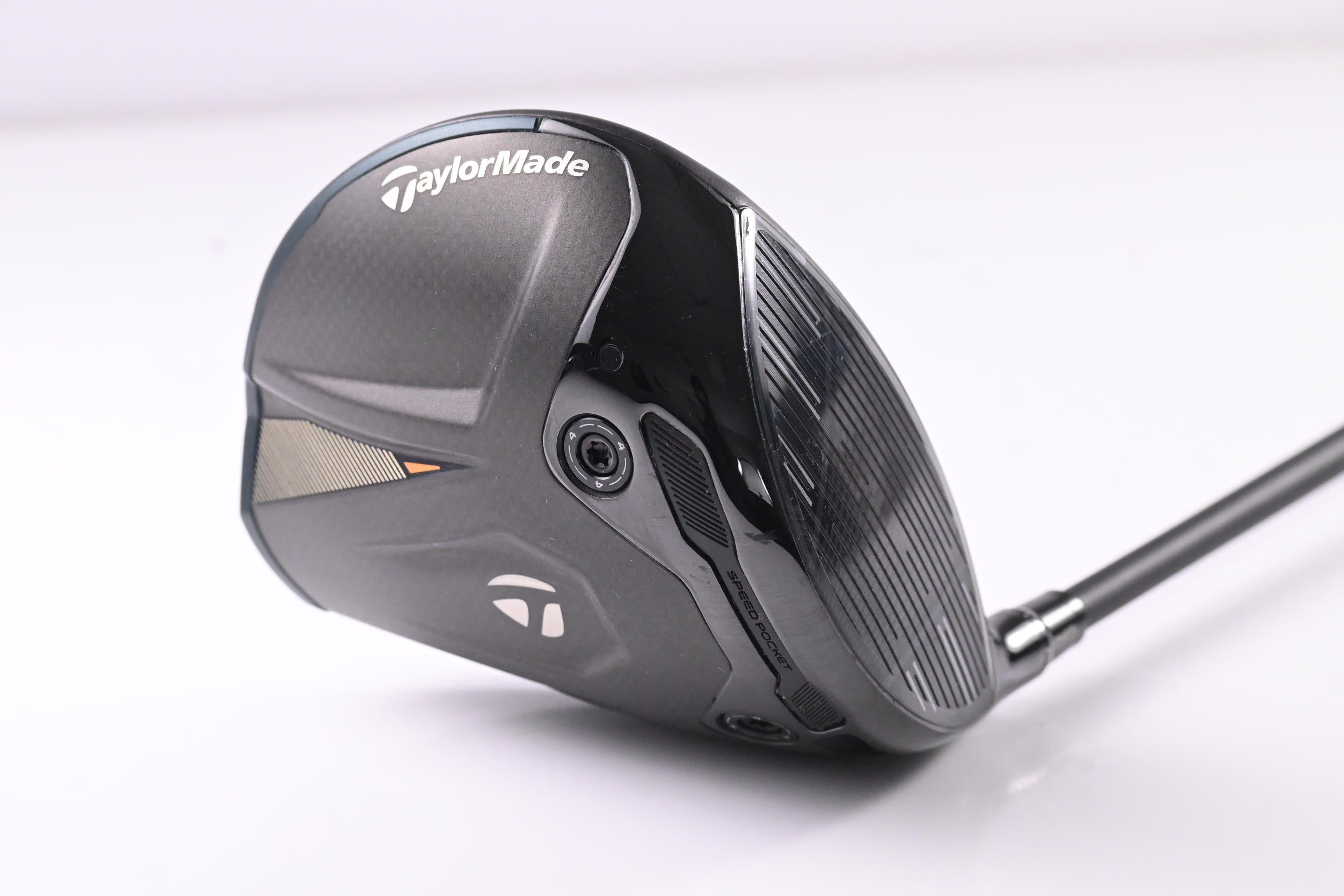 Taylormade Qi4D Driver / 10.5 Degree / X-Flex REAX White 60 Shaft