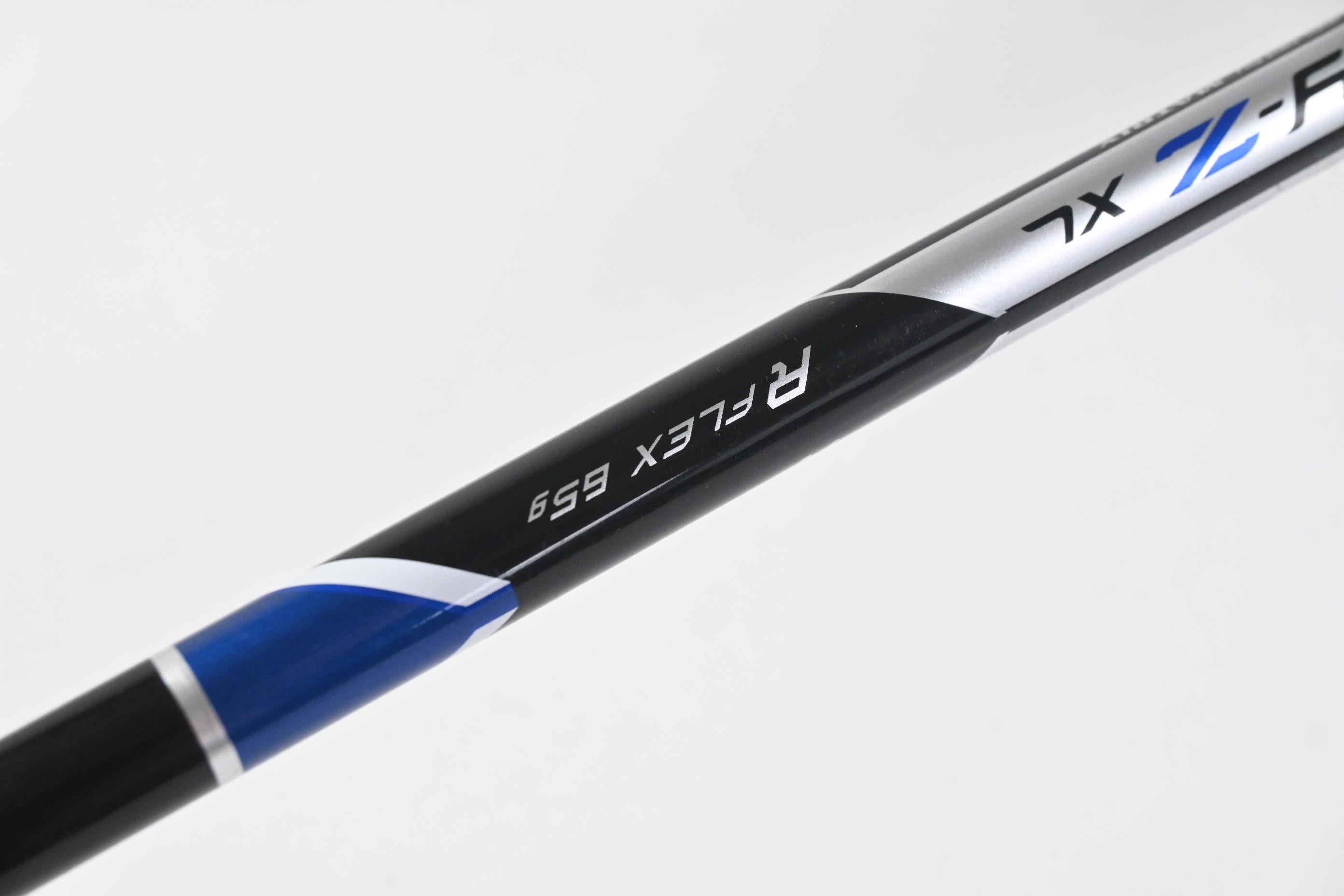 Left Hand Cobra Fly-Z XL #6 Hybrid / 28 Degree / Regular Flex Fly-Z XL 65 Shaft
