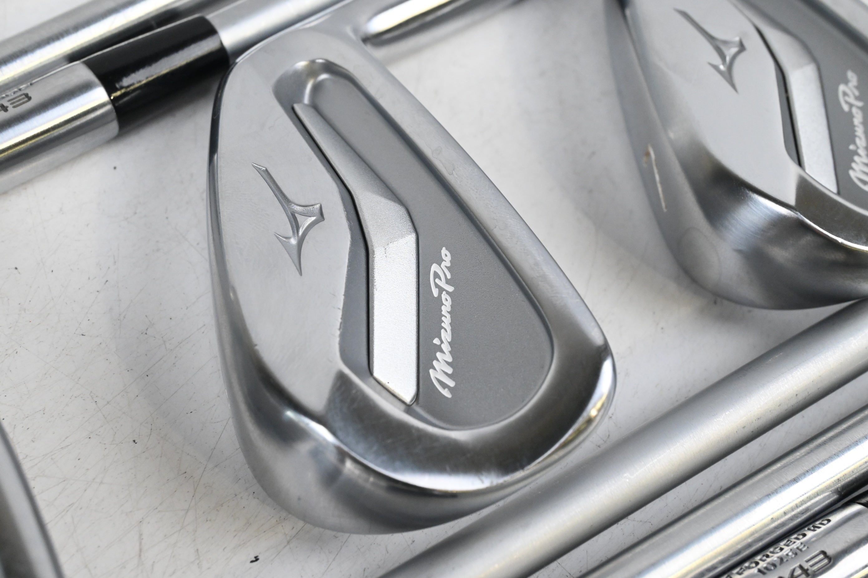 Mizuno Pro 243 Irons / 4-PW+GW / Stiff Flex Project X LS 120 Shafts