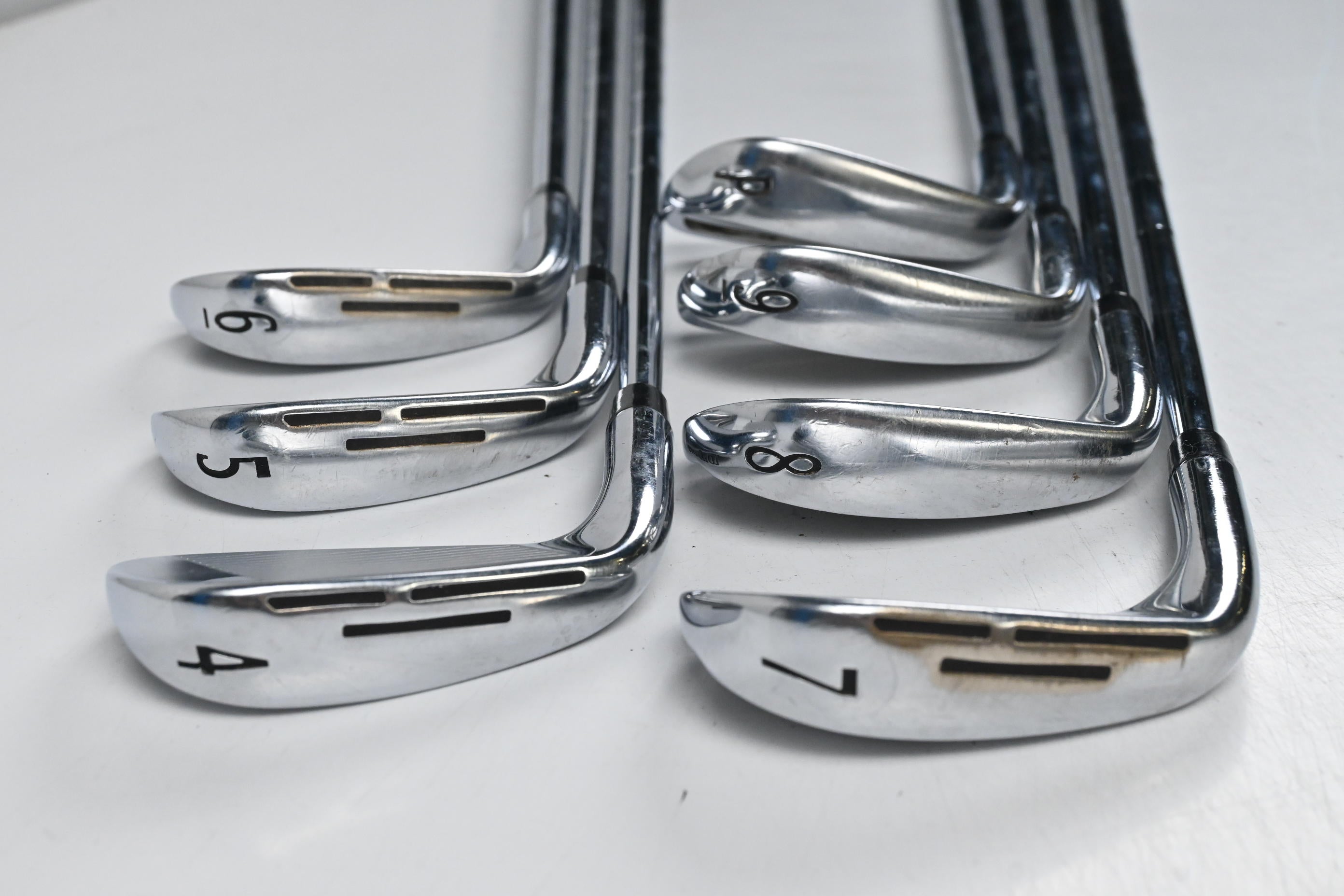 Wilson D9 Forged Irons / 4-PW / X-Flex Dynamic Gold X100 120 Steel Shaft