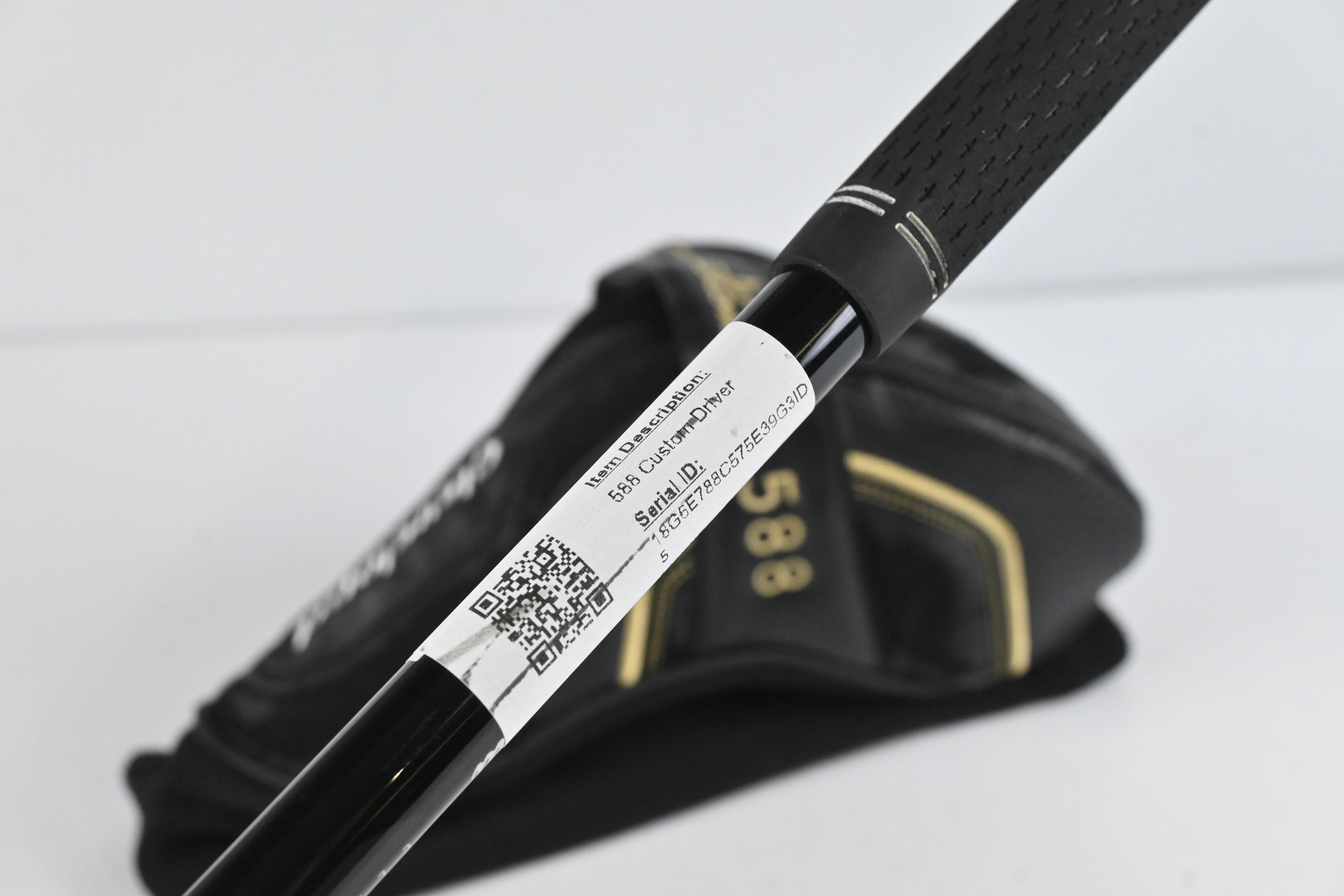 Cleveland 588 Custom Driver / 9 Degree / Regular Flex Miyazaki B.Asha 4