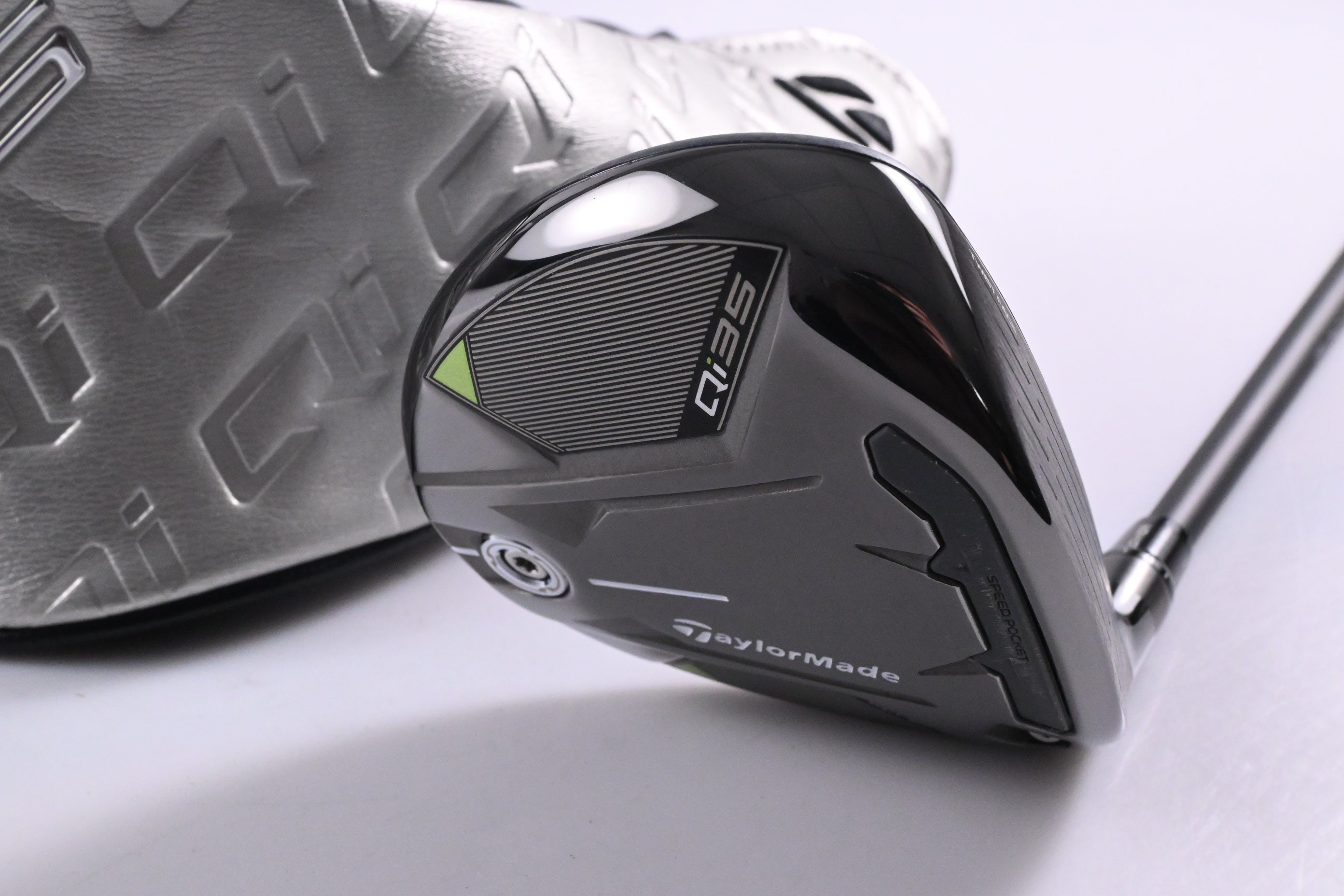 Taylormade Qi35 Max Lite #5 Wood / 18.5 Degree / Senior Flex Vanquish 4 Shaft