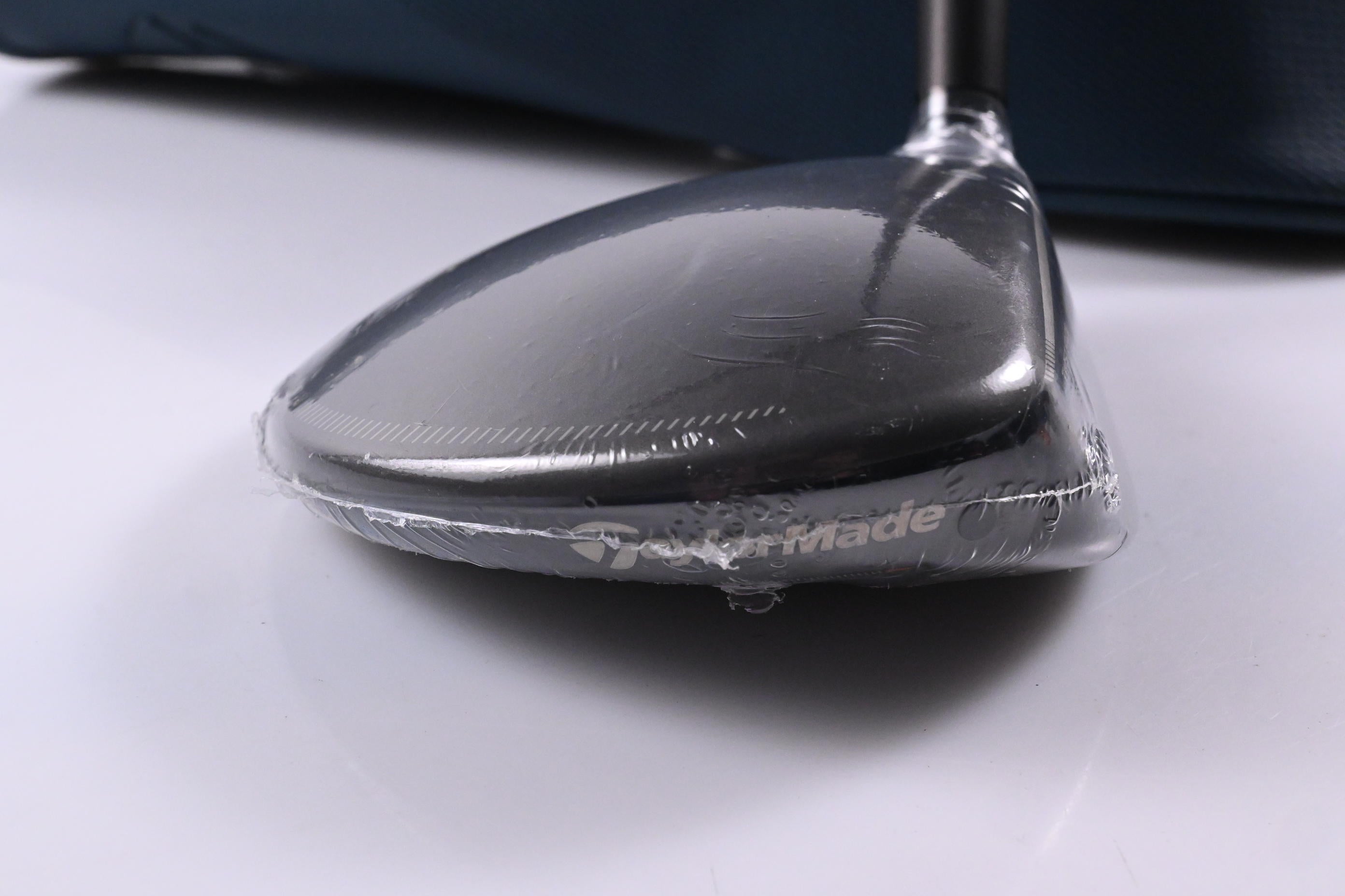 Taylormade Qi4D #7 Wood / 21 Degree / Regular Flex REAX White 55 Shaft