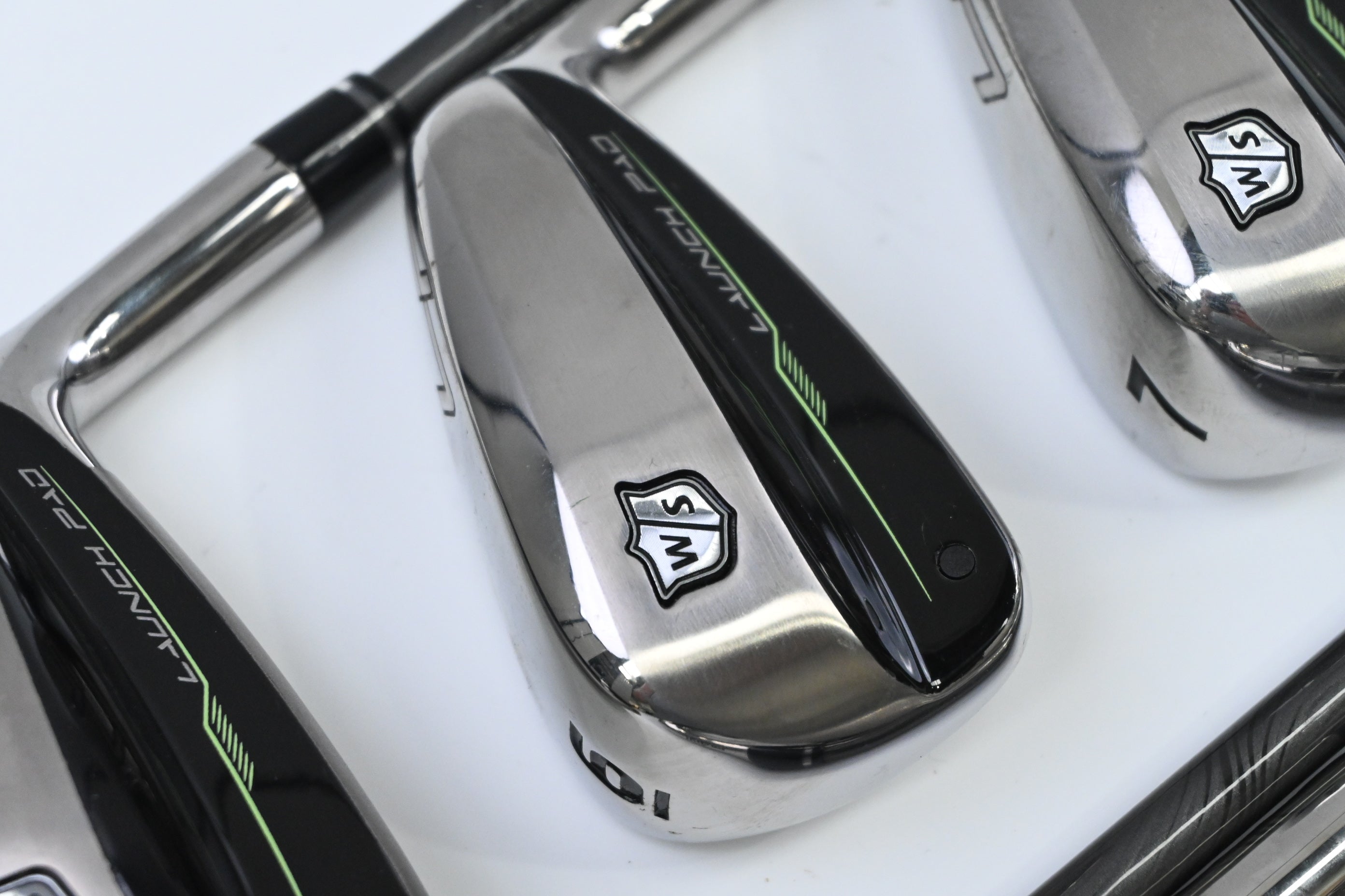 Wilson Launch Pad 2022 Irons / 5-PW / Regular Flex Evenflow Green 65 Shafts