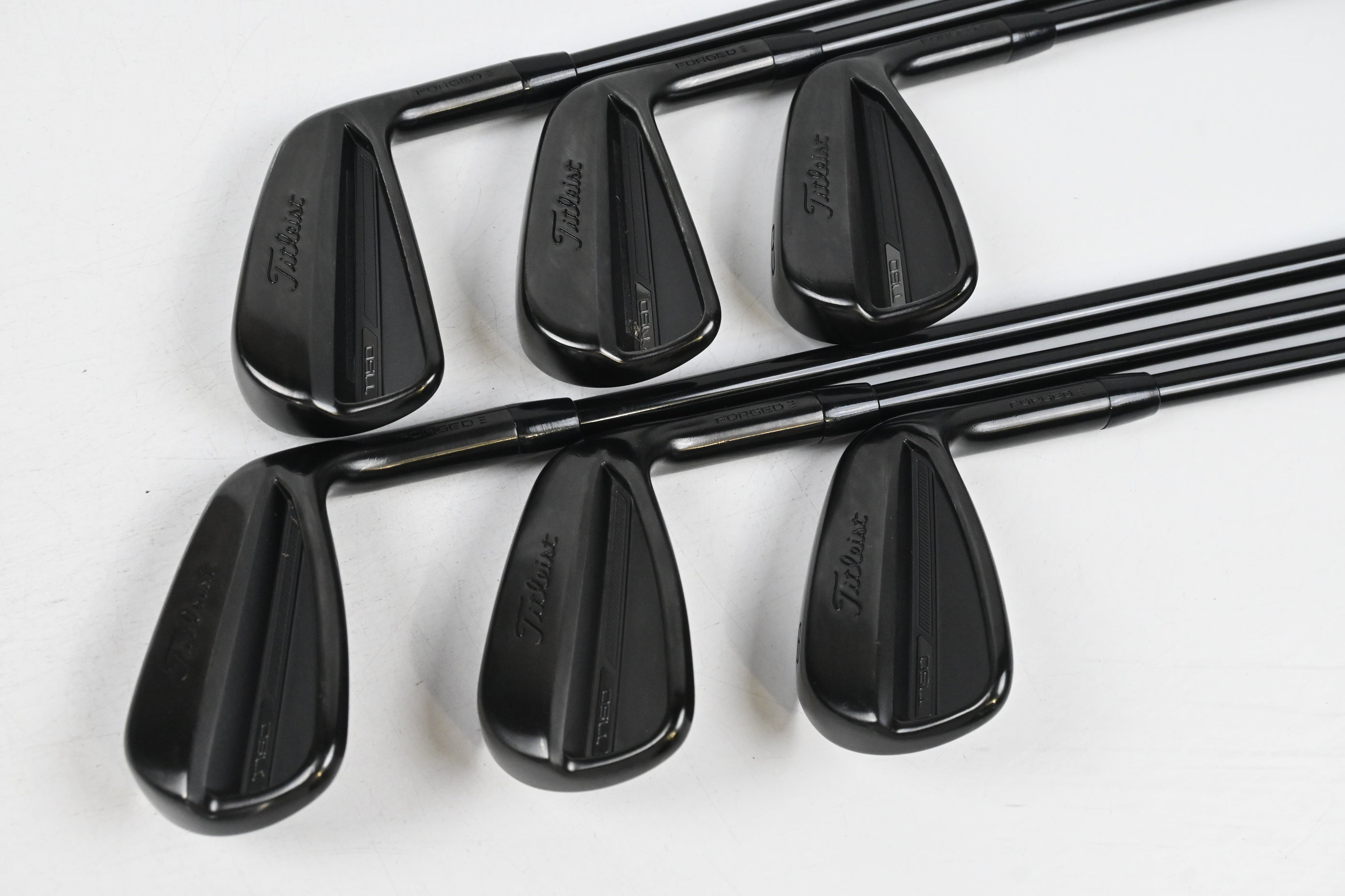 Titleist T150 Black Vapor Irons / 6-PW+GW / Regular Flex Tensei AV Red AM(2)