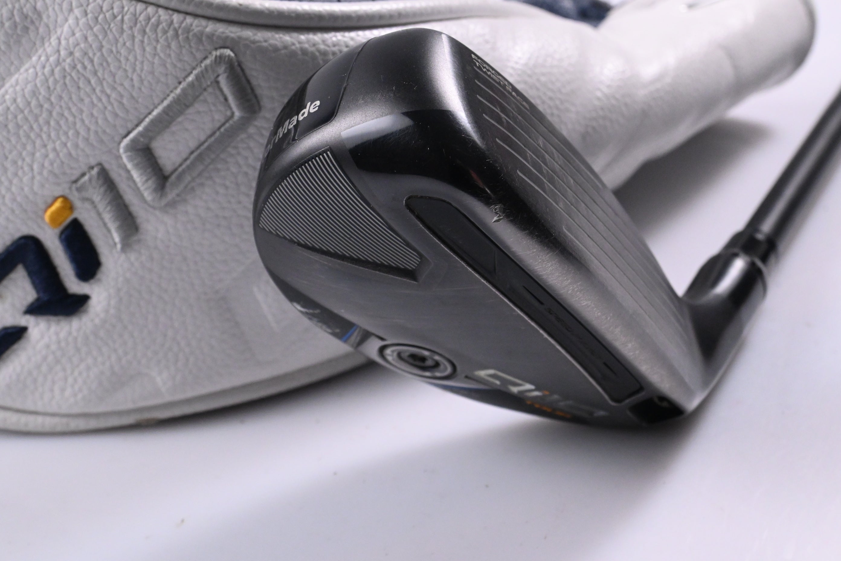 Taylormade Qi10 Tour #3 Hybrid / 19.5 Degree / Stiff Flex Tensei AV Limited Blue