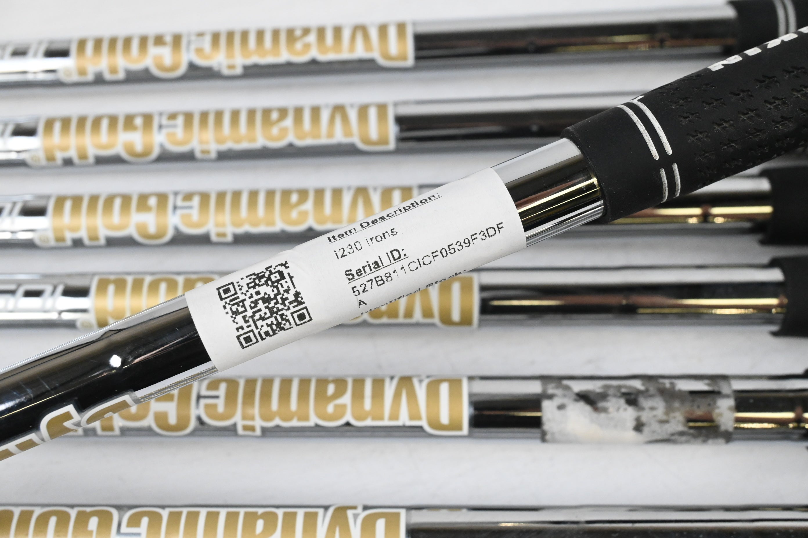 Ping i230 Irons / 4-PW+GW / Blue Dot / Stiff Flex Dynamic Gold 105 S300 Shafts