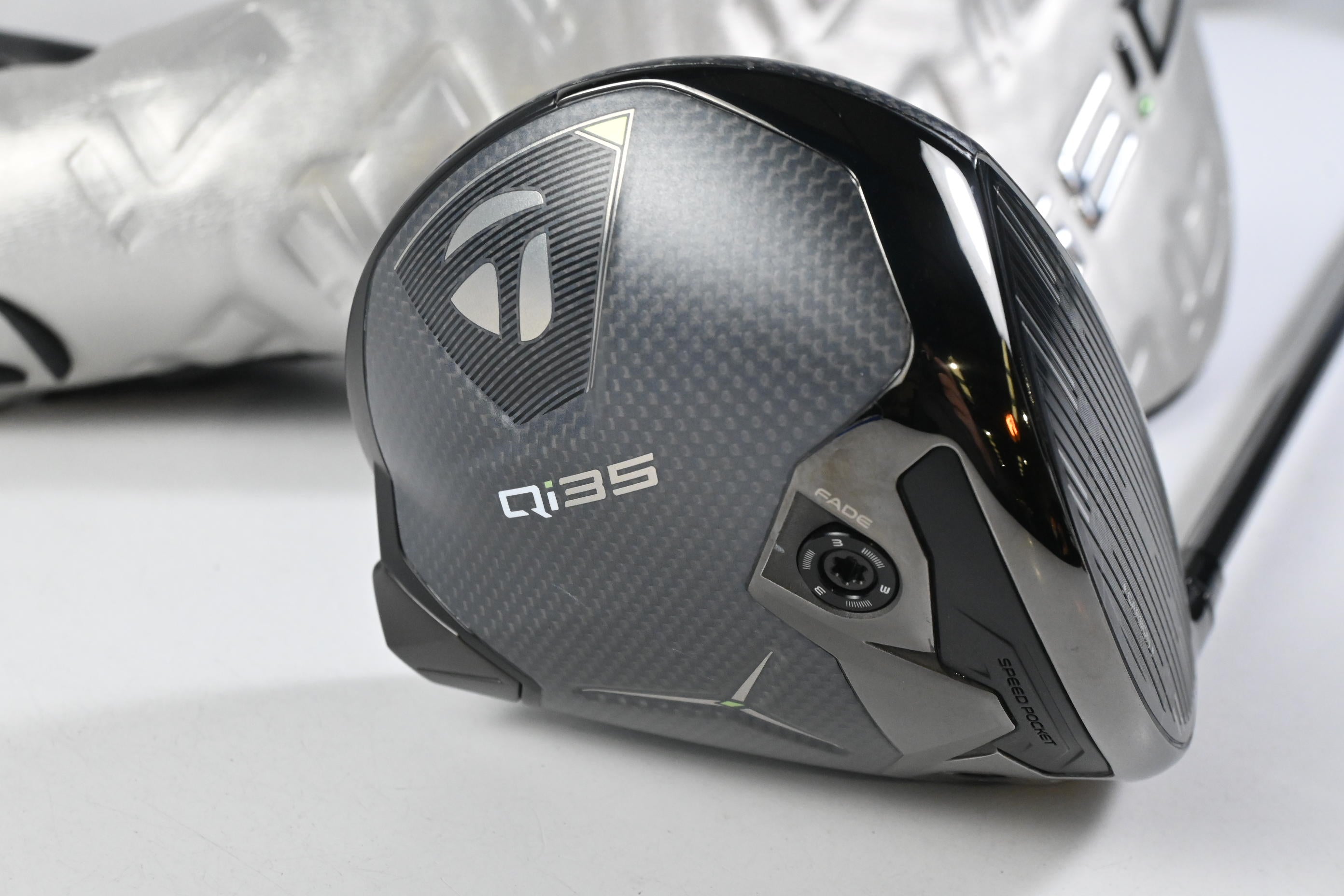 Taylormade Qi35 LS Driver / 8 Degree / Regular Flex Diamana T+ 60 Shaft