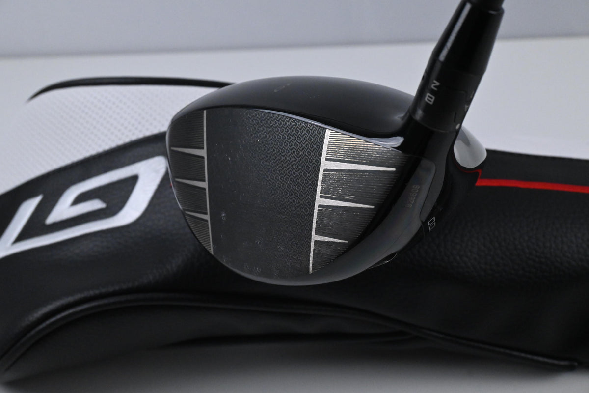 Titleist GT3 Driver / 10 Degree / Stiff Flex HZRDUS Black Gen 5 60 Shaft