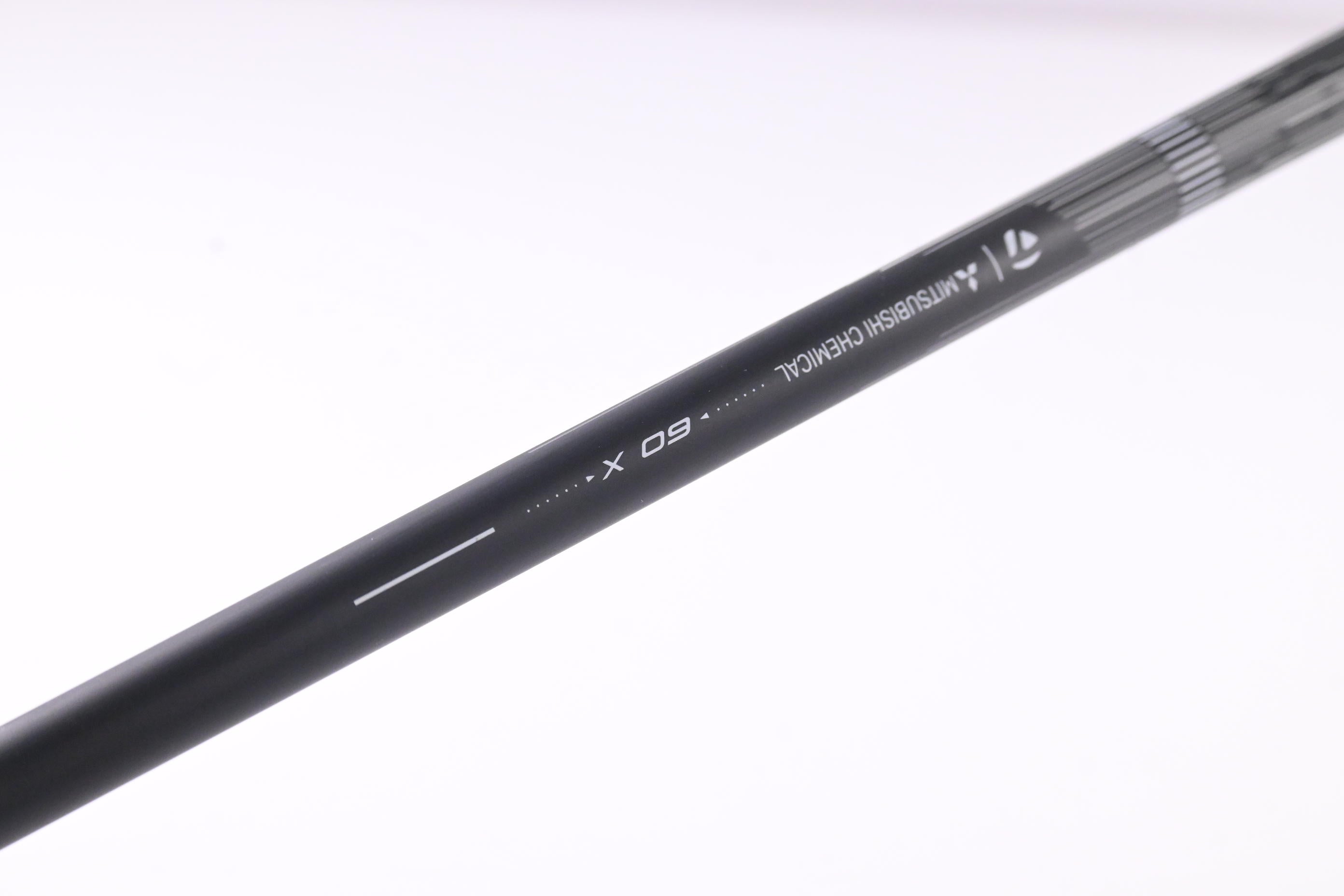 Taylormade Qi4D Driver / 10.5 Degree / X-Flex REAX White 60 Shaft