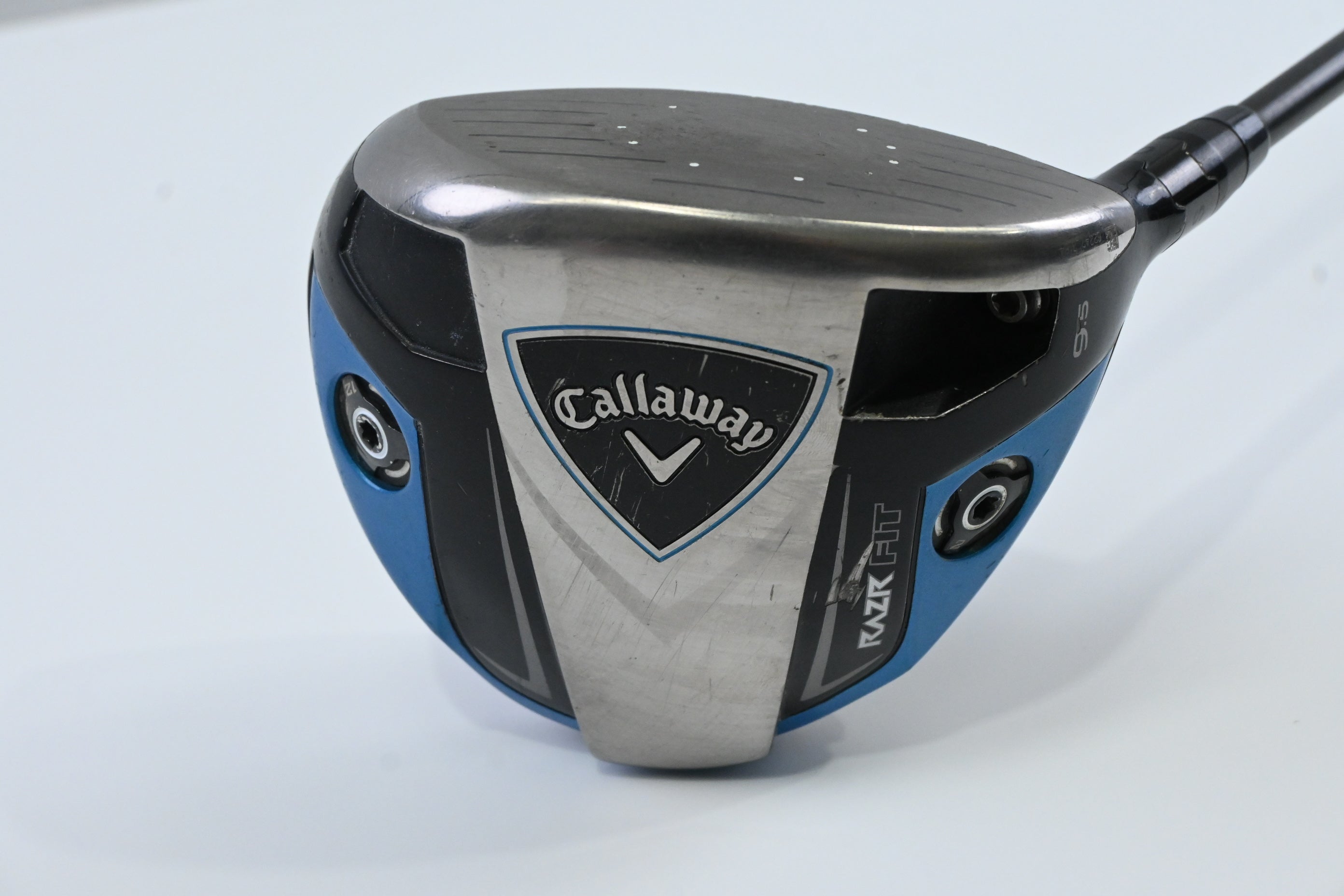 Callaway RAZR Fit Driver / 9.5 Degree / Regular Flex Aldila RIP'D NV 60 Shaft