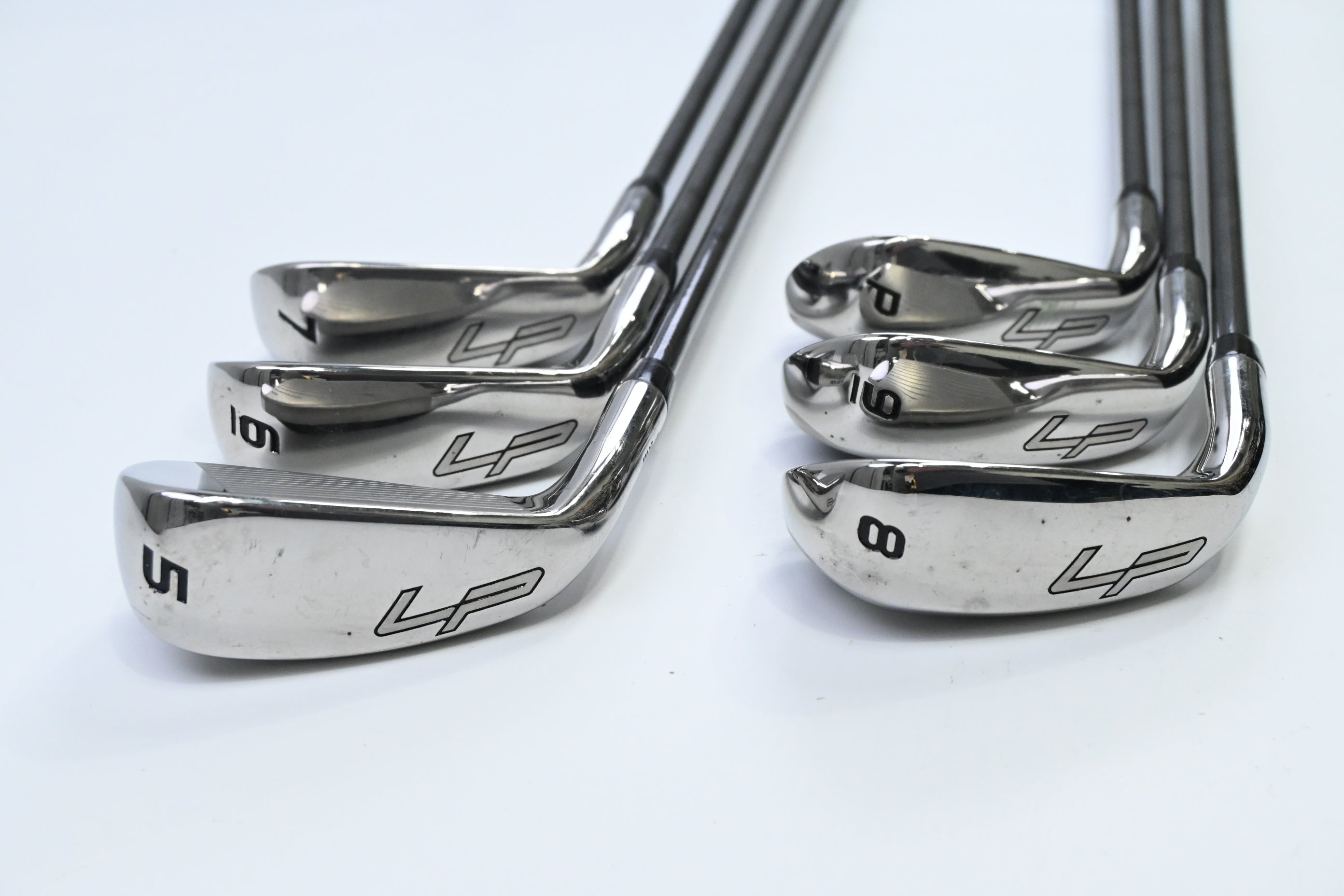 Wilson Launch Pad 2022 Irons / 5-PW / Regular Flex Evenflow Green 65 Shafts