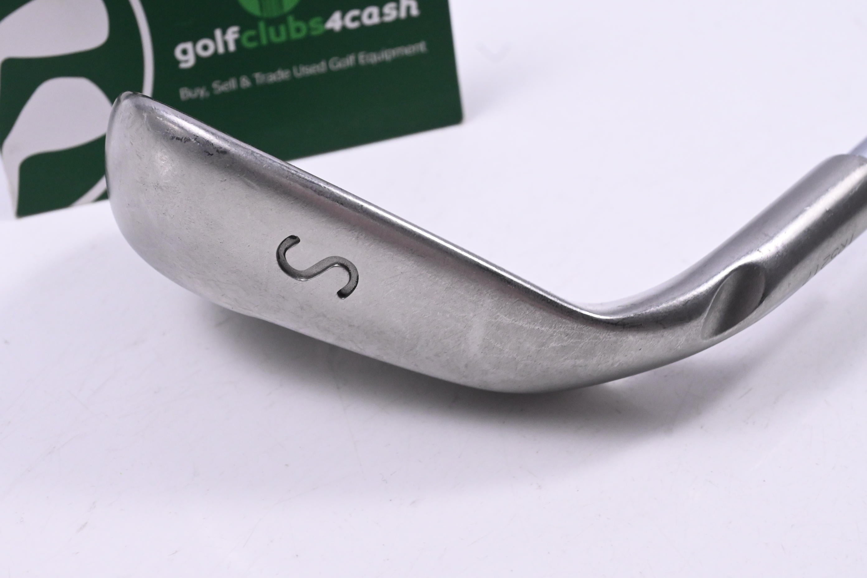 Ping G20 Sand Wedge / 54 Degree / Black Dot / Regular Flex Ping CFS Shaft