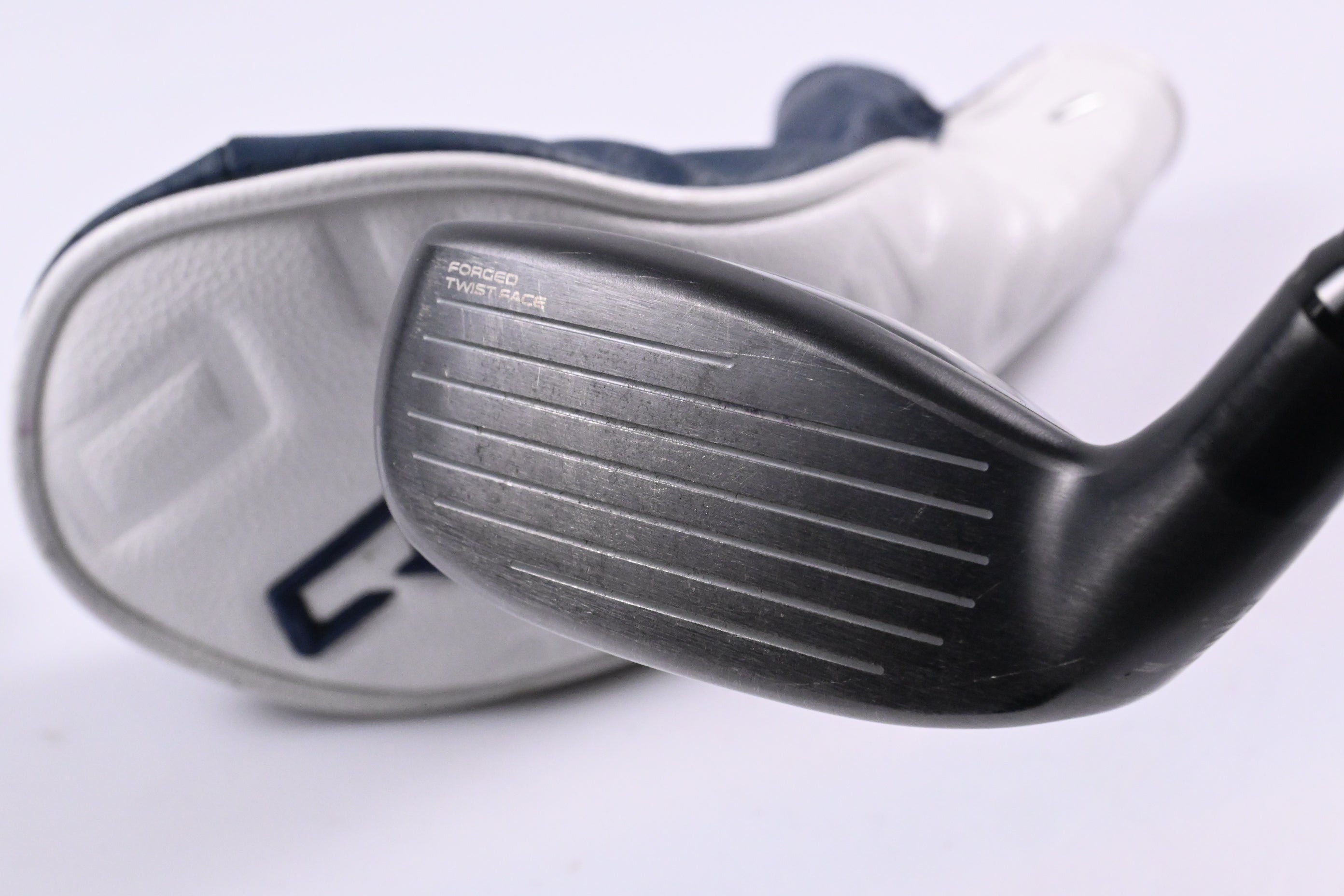 Taylormade Qi10 Tour #3 Hybrid / 19.5 Degree / Stiff Flex Tensei AV Limited Blue