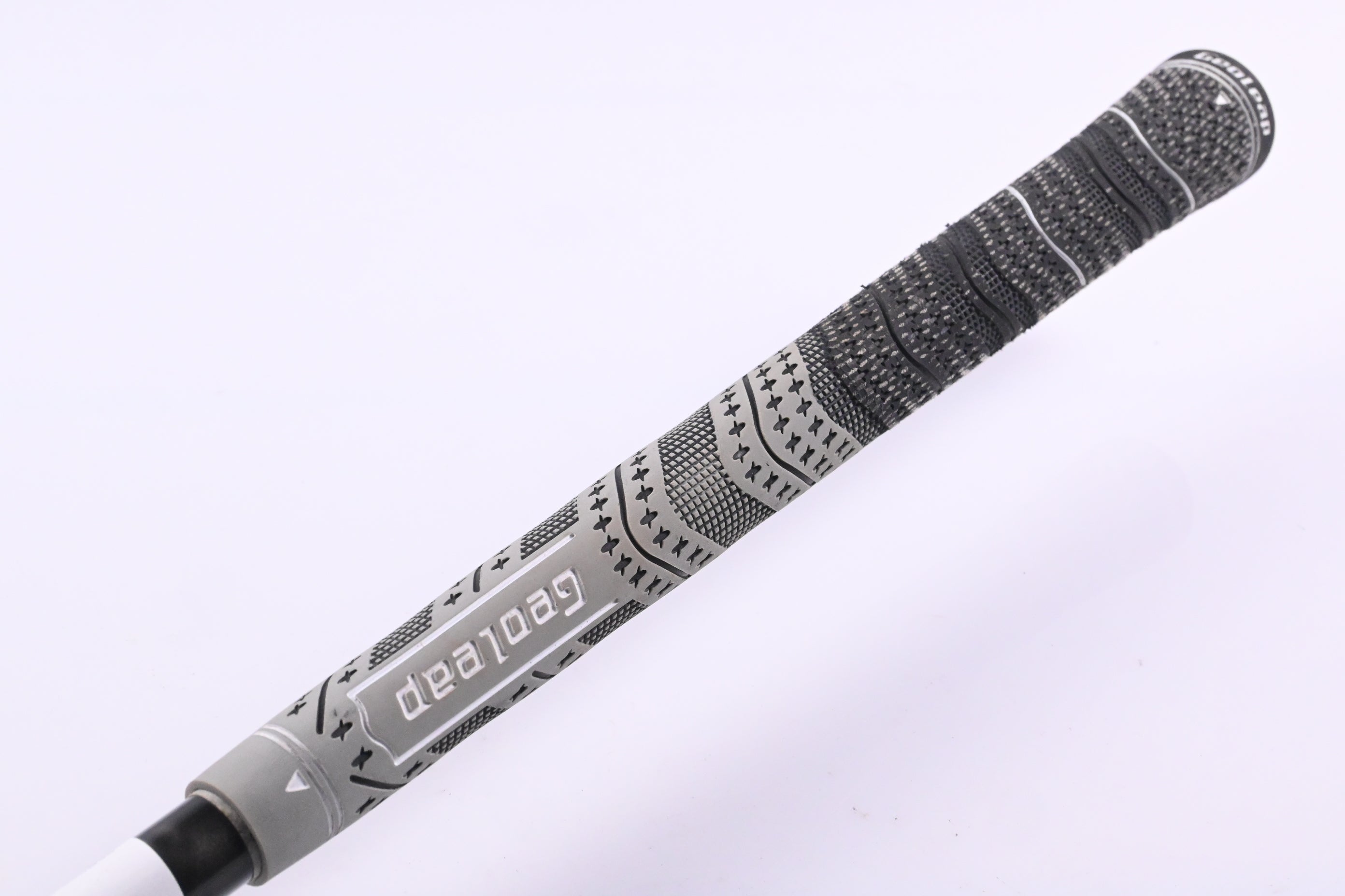 Titleist 915 F #3 Wood / 15 Degree / Regular Flex Aldila Rogue White 80 Shaft