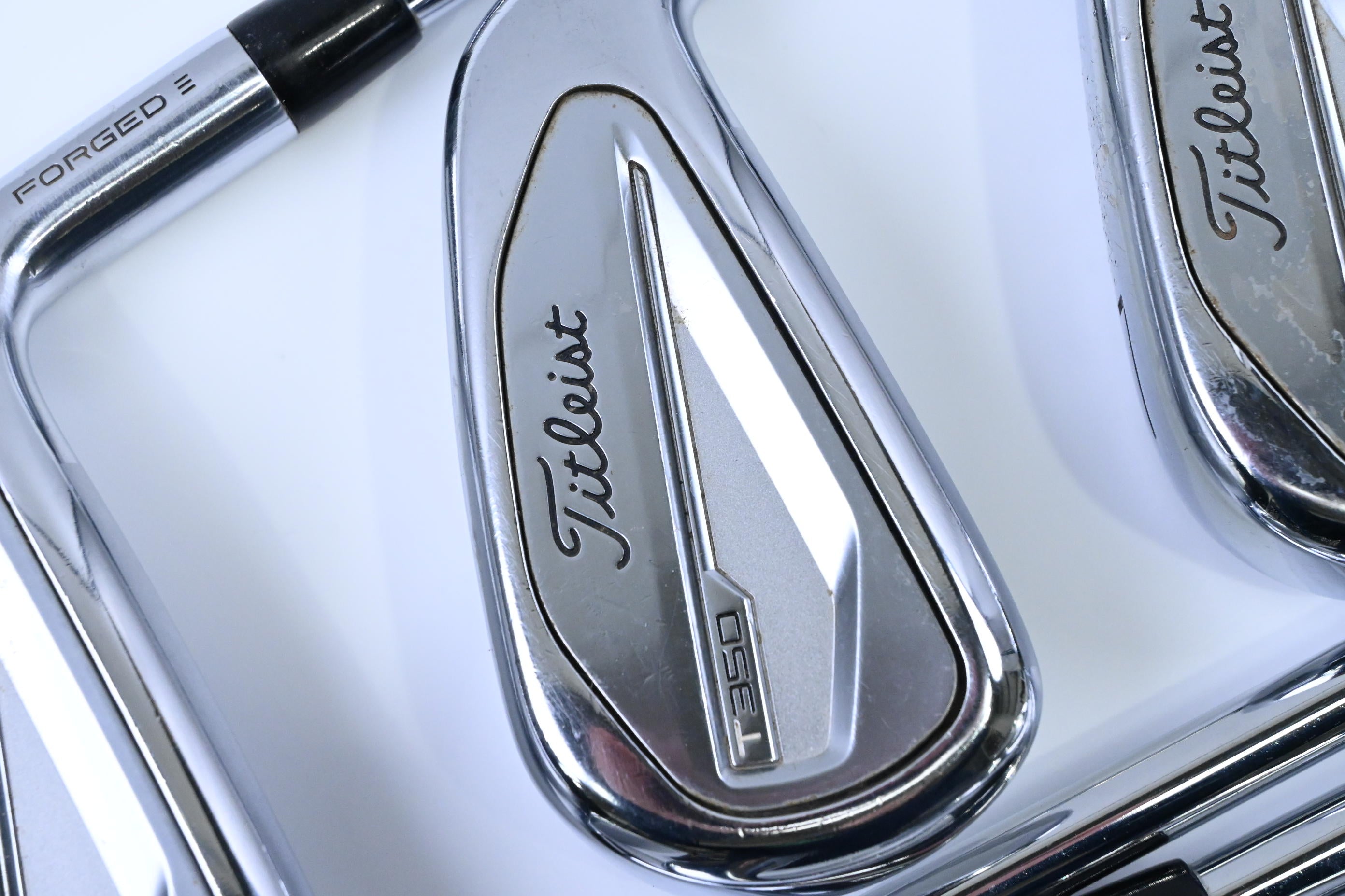 Titleist T350 Irons / 5-PW+GW / Regular Flex AMT Red R300 Shafts