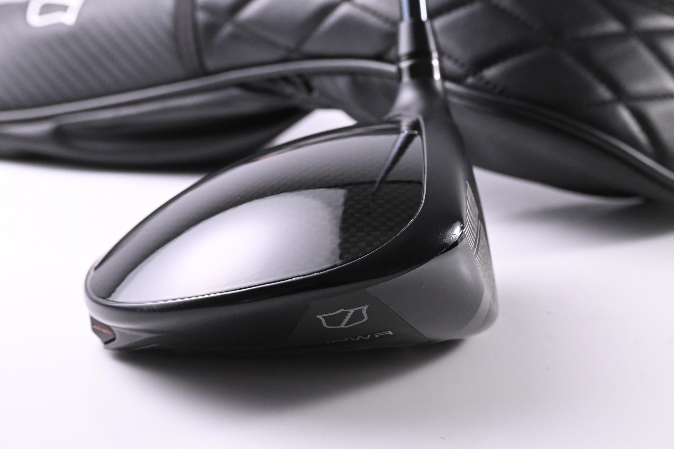 Wilson DYNAPWR Max+ Driver / 9 Degree / Stiff Flex UST LinQ Power Core White 5