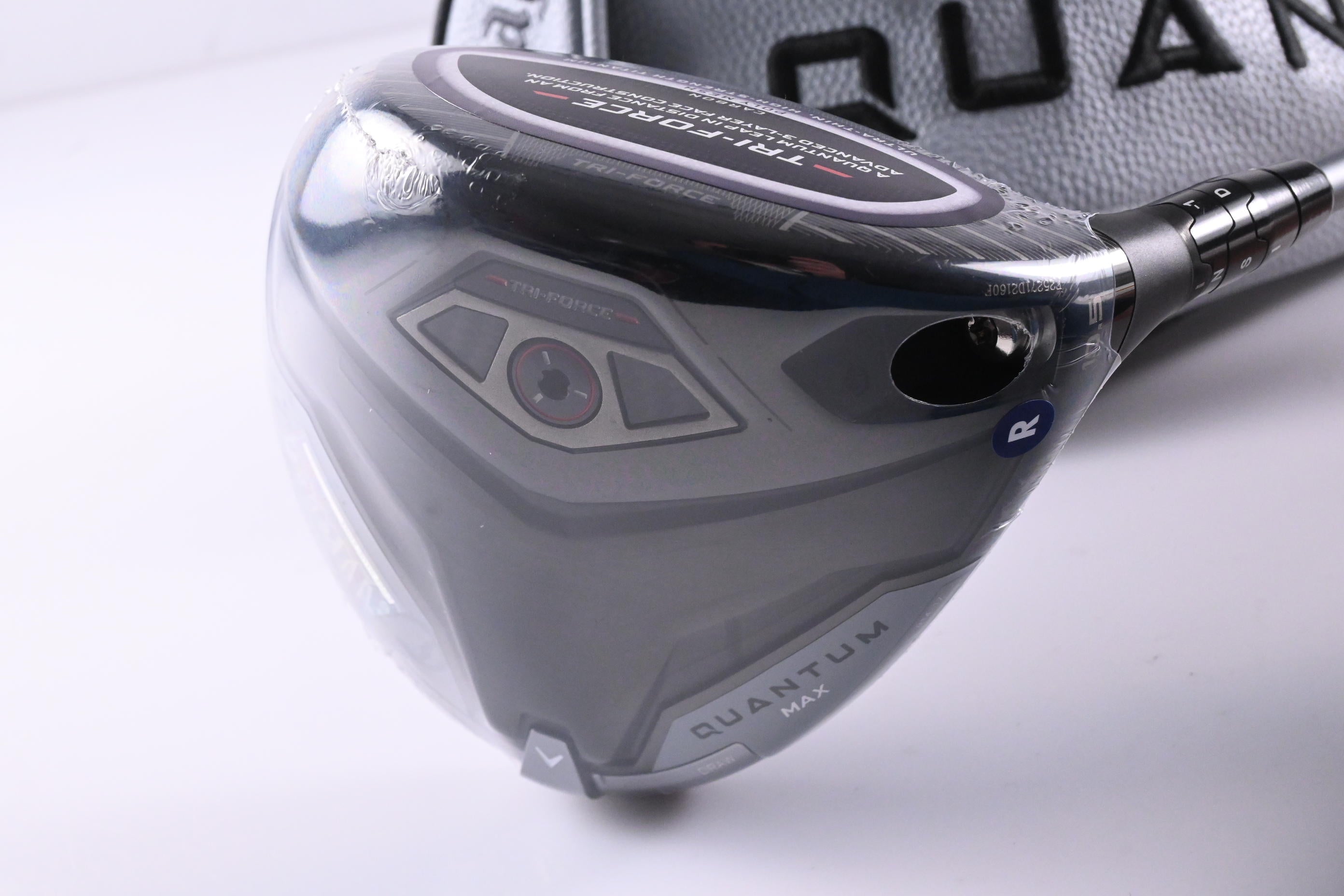 Callaway Quantum Max Driver / 10.5 Degree / Regular Flex Denali Frost Silver 50