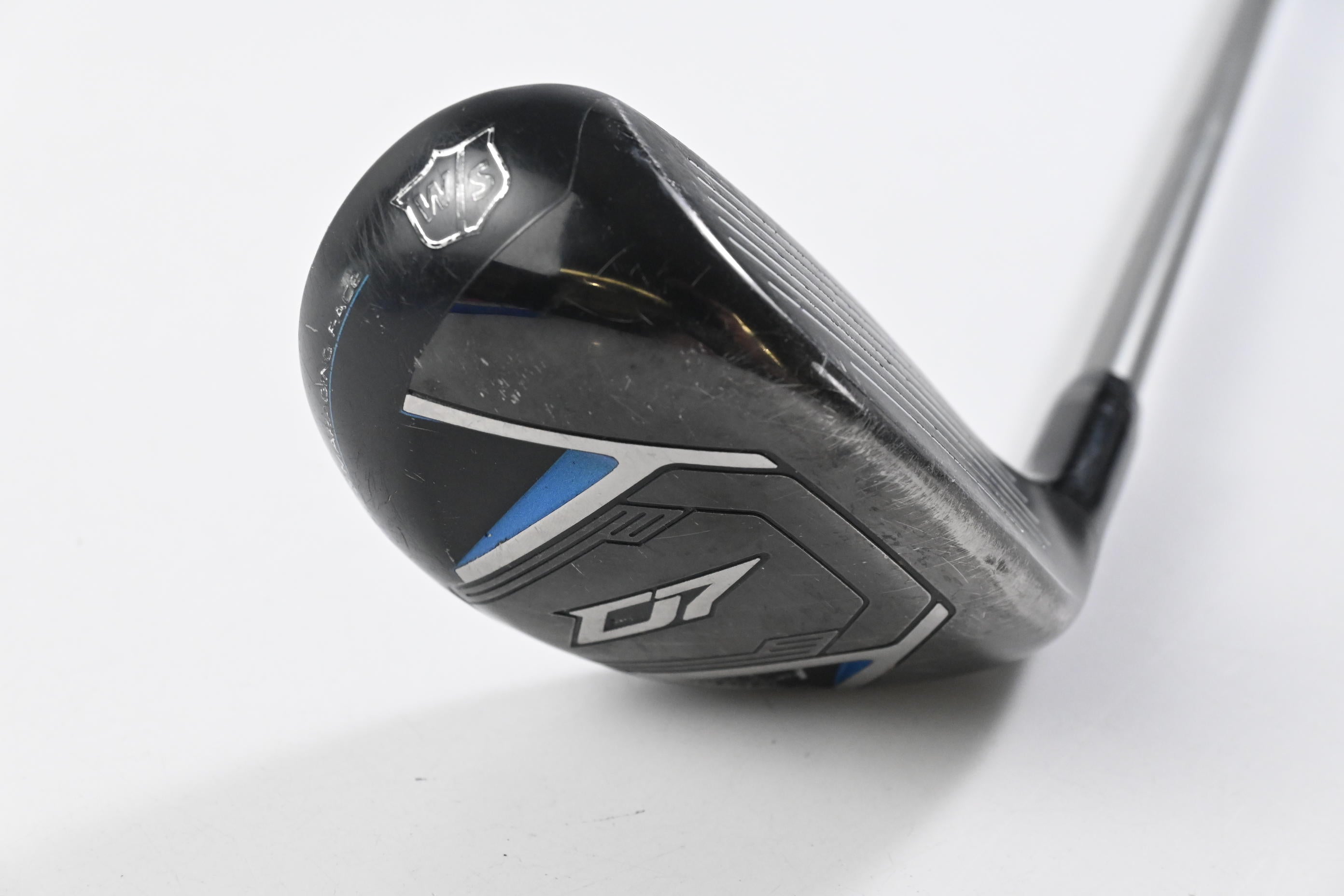 Wilson Staff D7 #4 Hybrid / 22 Degree / Regular Flex UST Recoil 460 Shaft