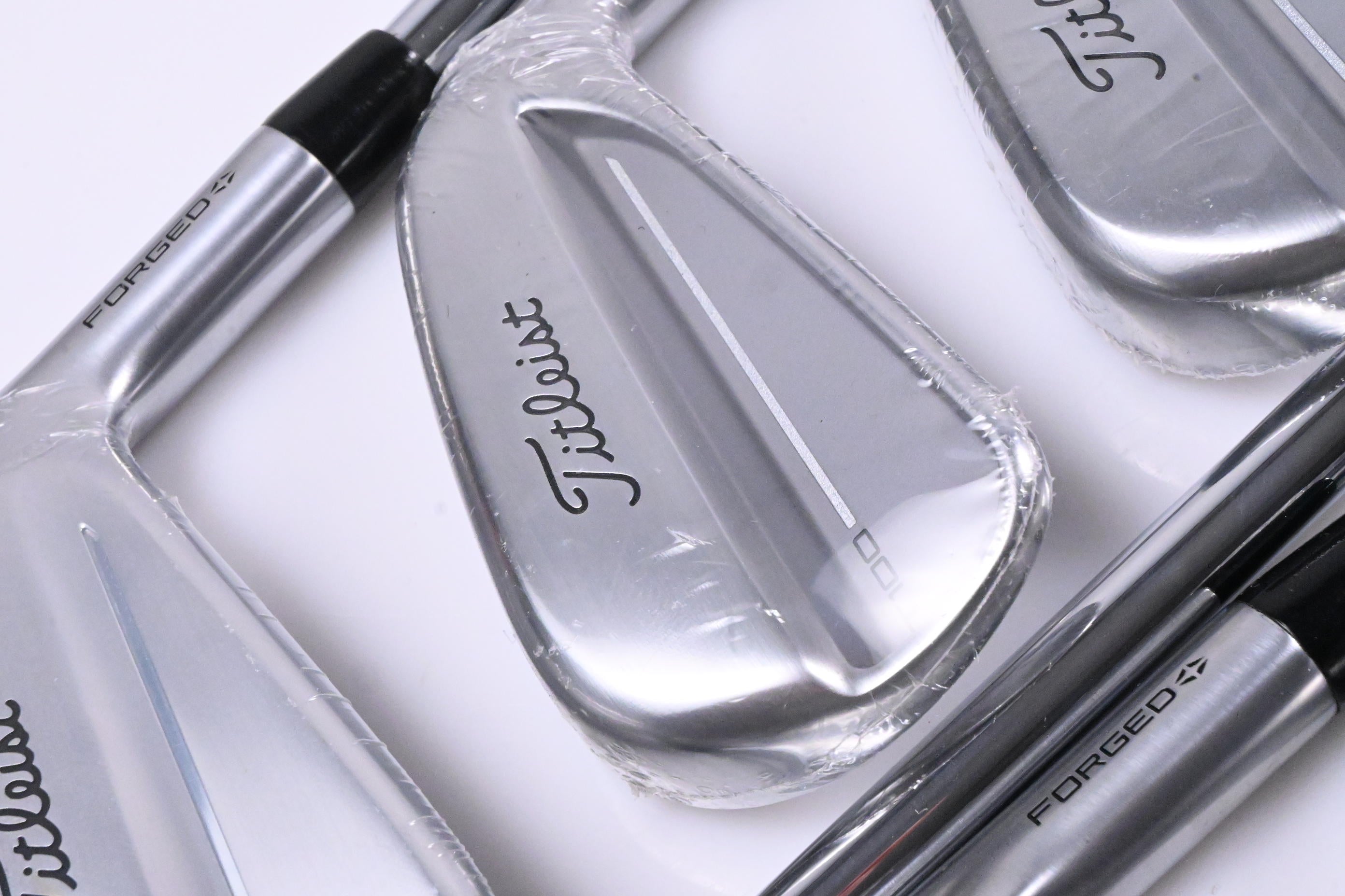 Titleist T100/T250 2025 Combo Irons / 4-PW / Stiff Flex N.S.Pro Modus3 Tour 105