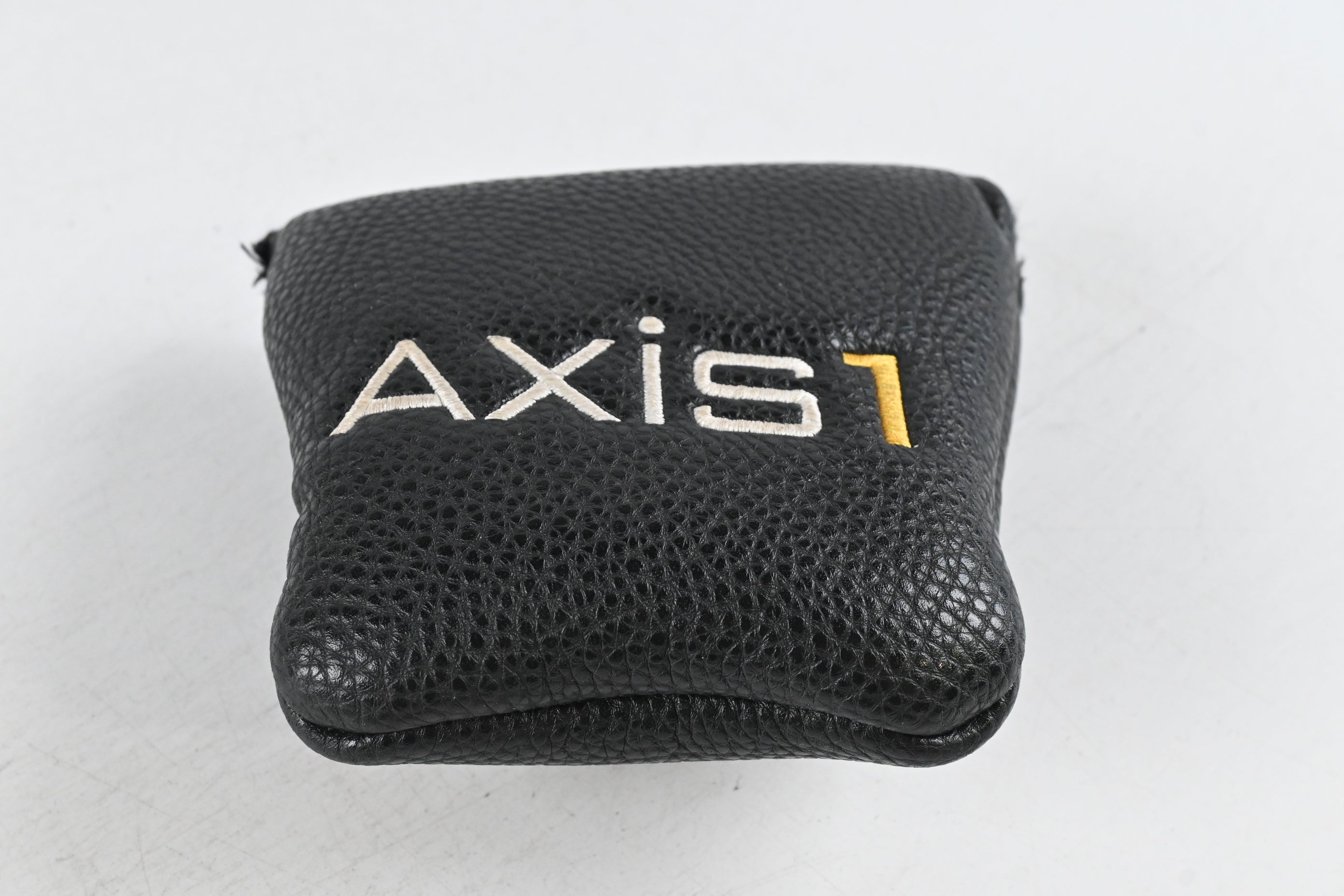 Axis1 Rose Putter / 34 Inch