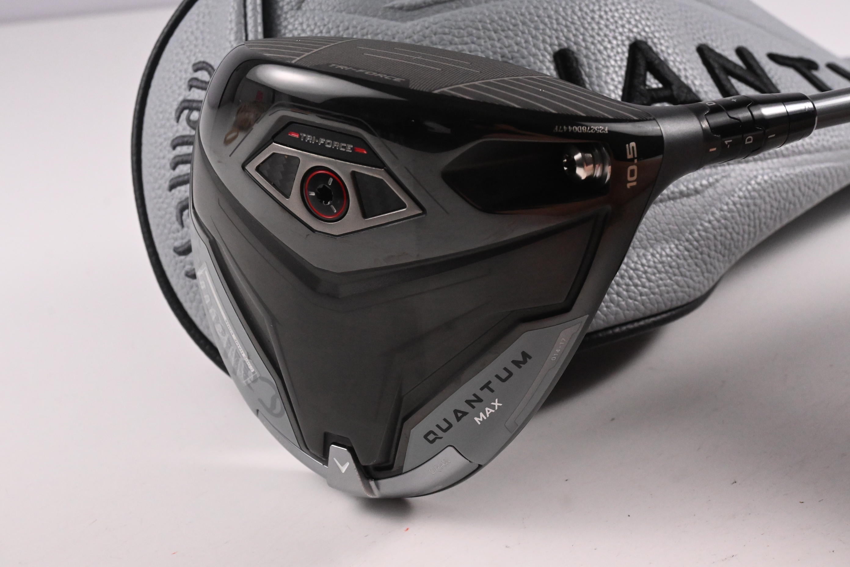 Callaway Quantum Max Driver / 10.5 Degree / Regular Flex Denali Charcoal 50 Shaft