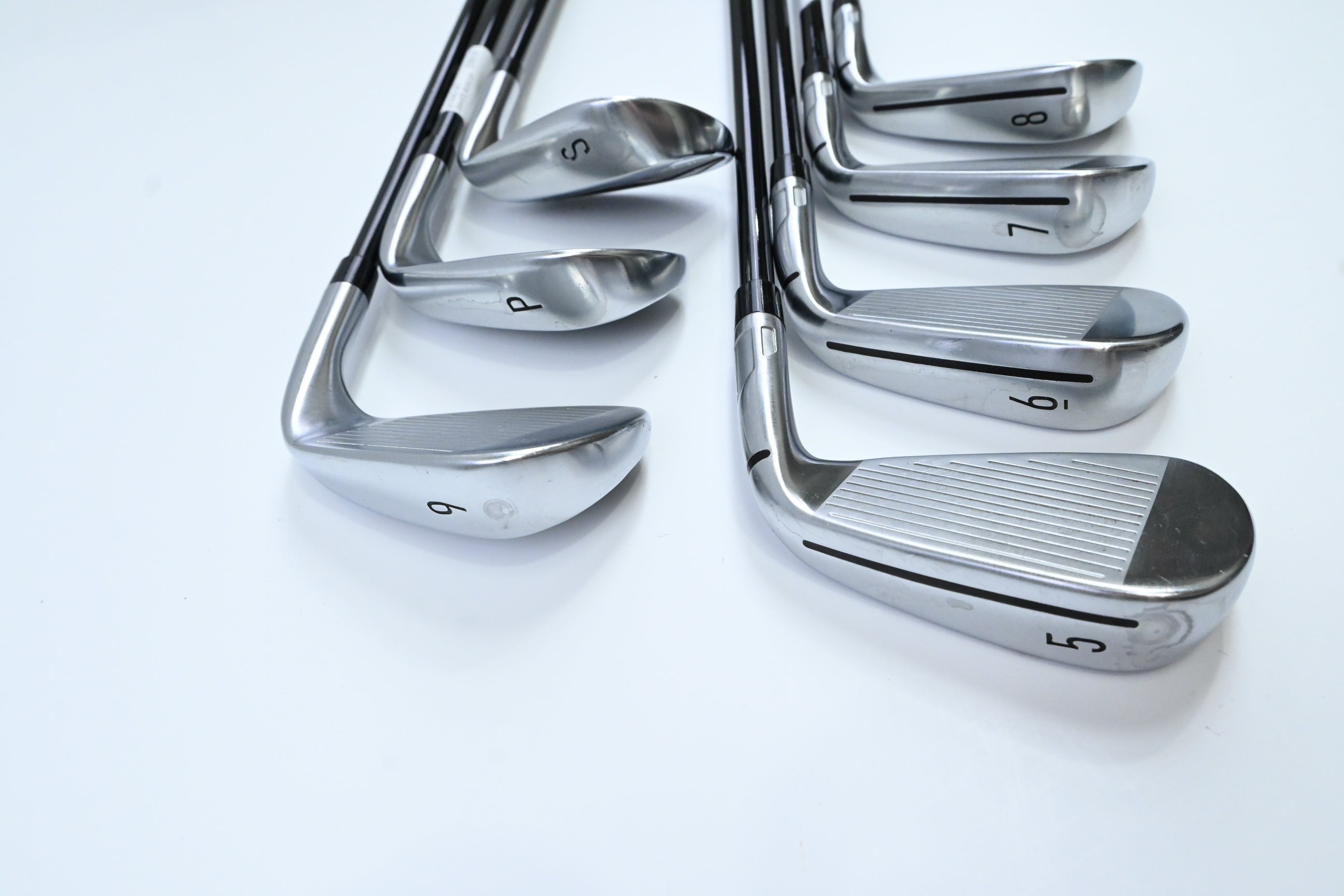 Left Hand Taylormade Qi Irons / 5-PW+SW / Regular Flex Fujikura Ventus TR Blue 6