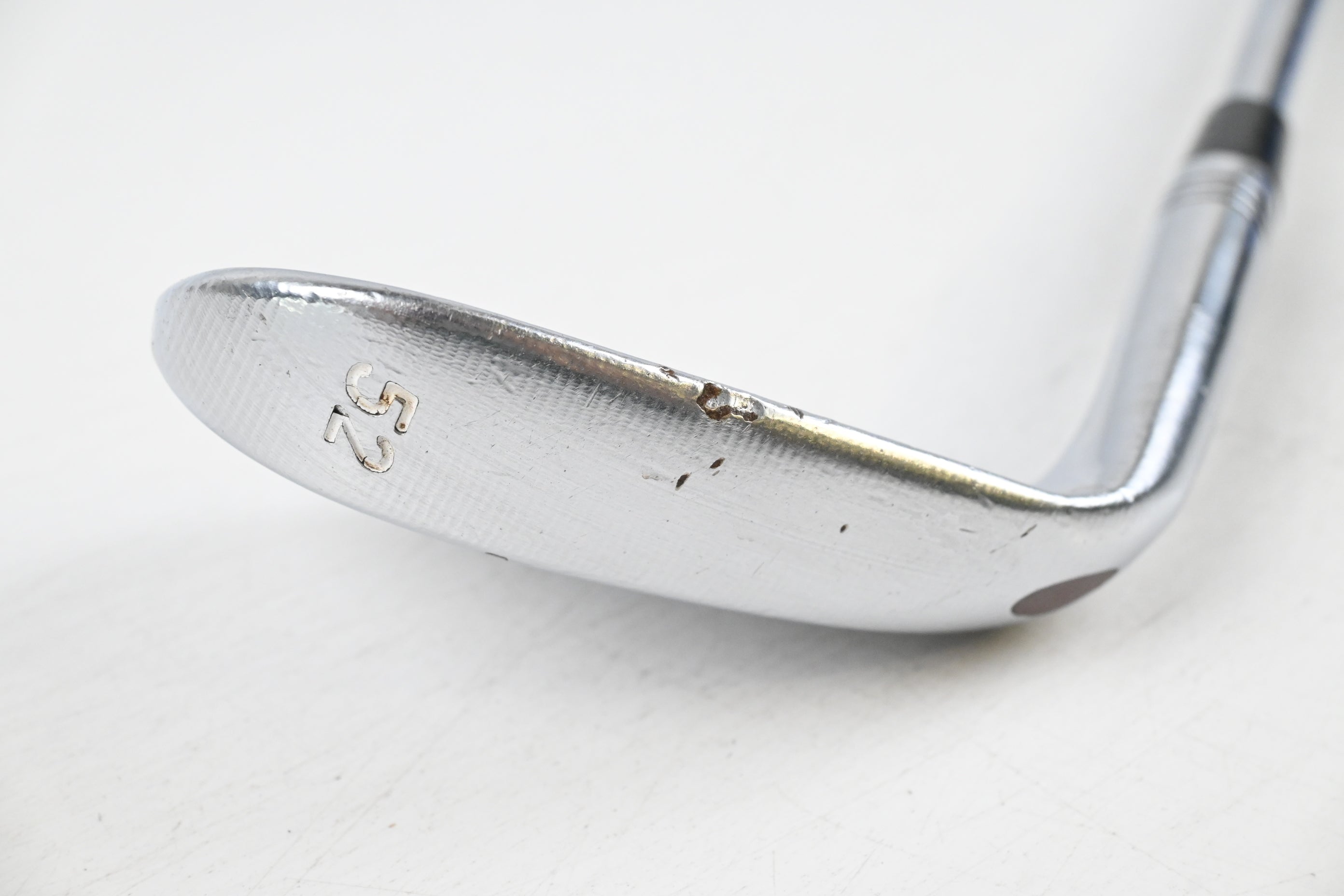 Taylormade Milled Grind Gap Wedge / 52 Degree / Wedge Flex Dynamic Gold Shaft
