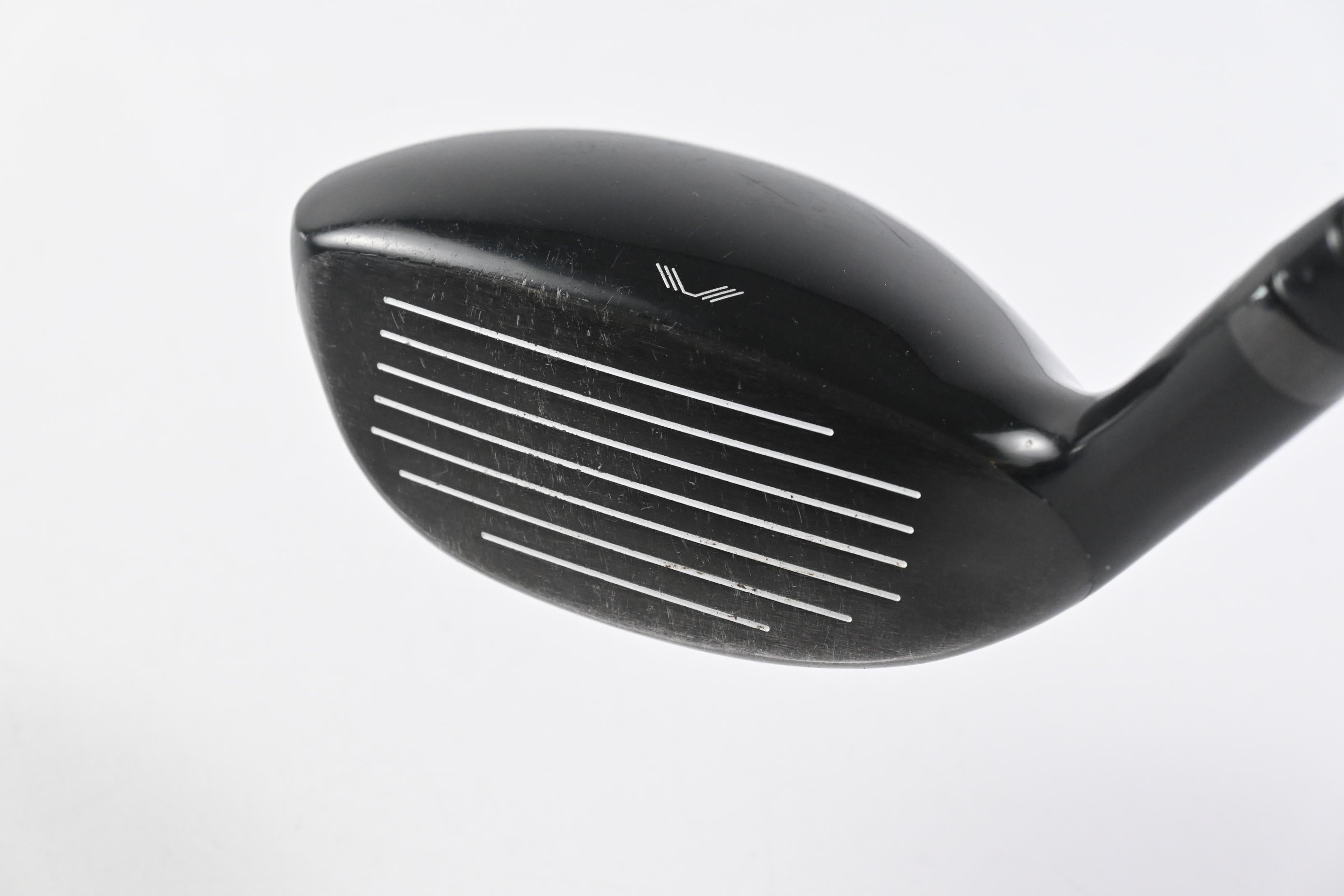 Wilson Staff D7 #4 Hybrid / 22 Degree / Regular Flex UST Recoil 460 Shaft