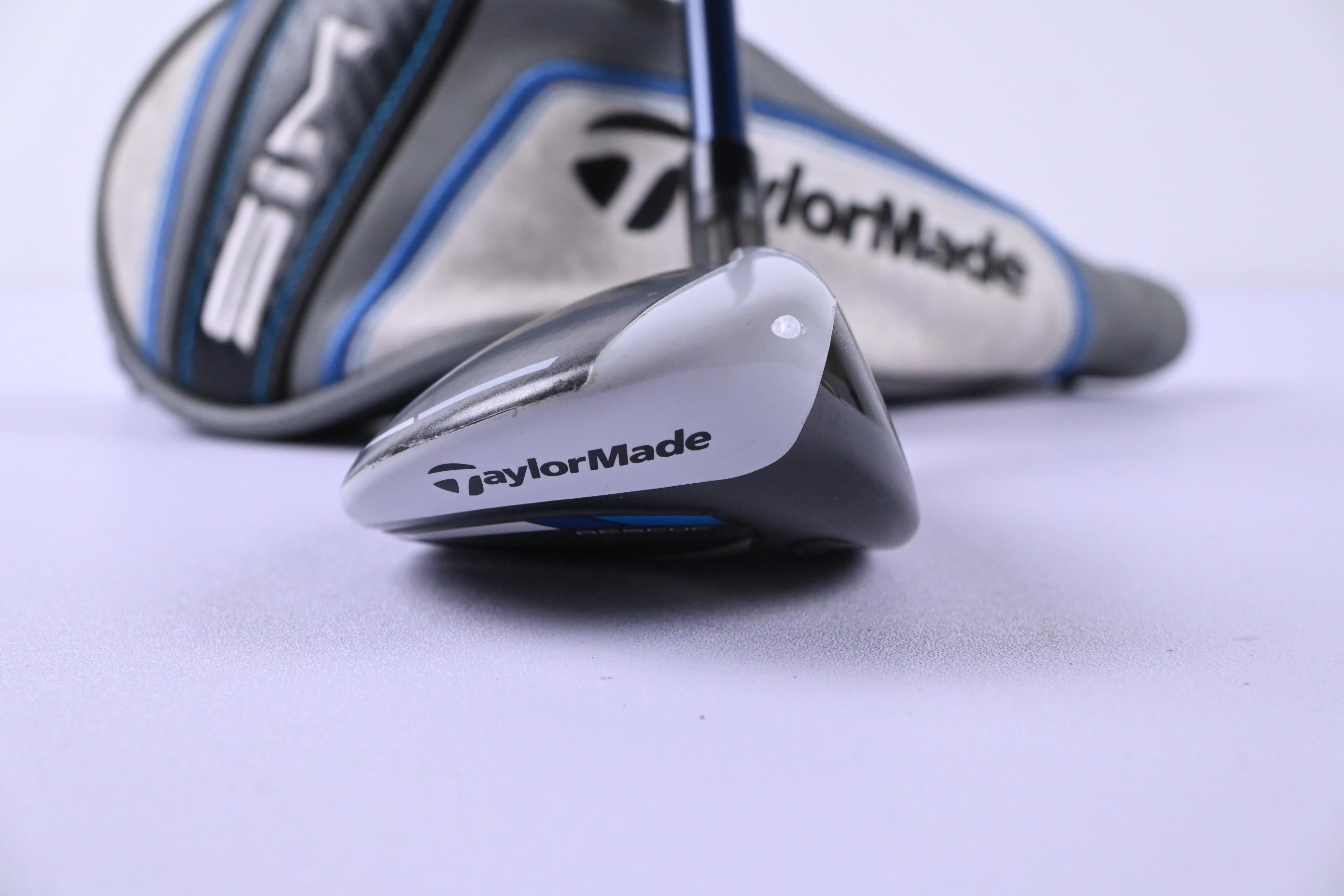 Taylormade SIM Max #3 Hybrid / 19 Degree / Stiff Flex Fujikura Ventus Blue 7