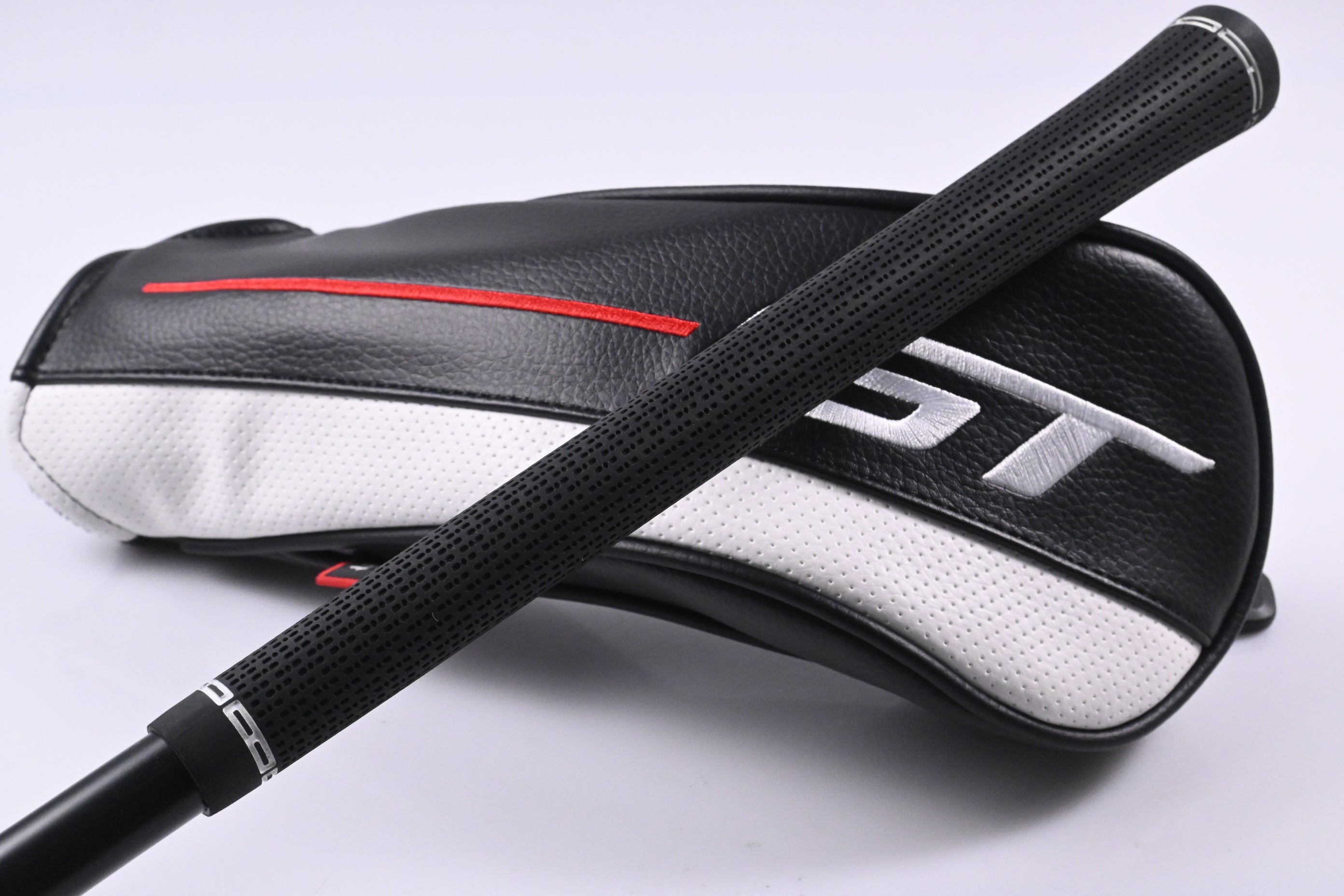 Titleist GT2 #3 Wood / 15 Degree / Stiff Flex HZRDUS Black 70 Shaft