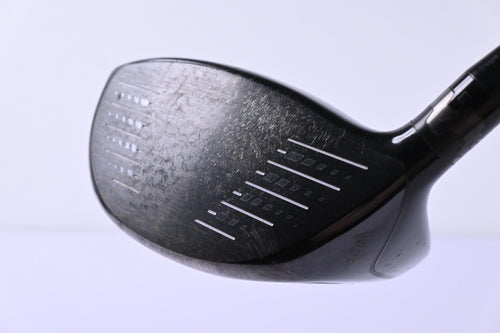 Titleist 913 D2 Driver / 10.5 Degree / Stiff Flex Diamana D+ 72 Shaft