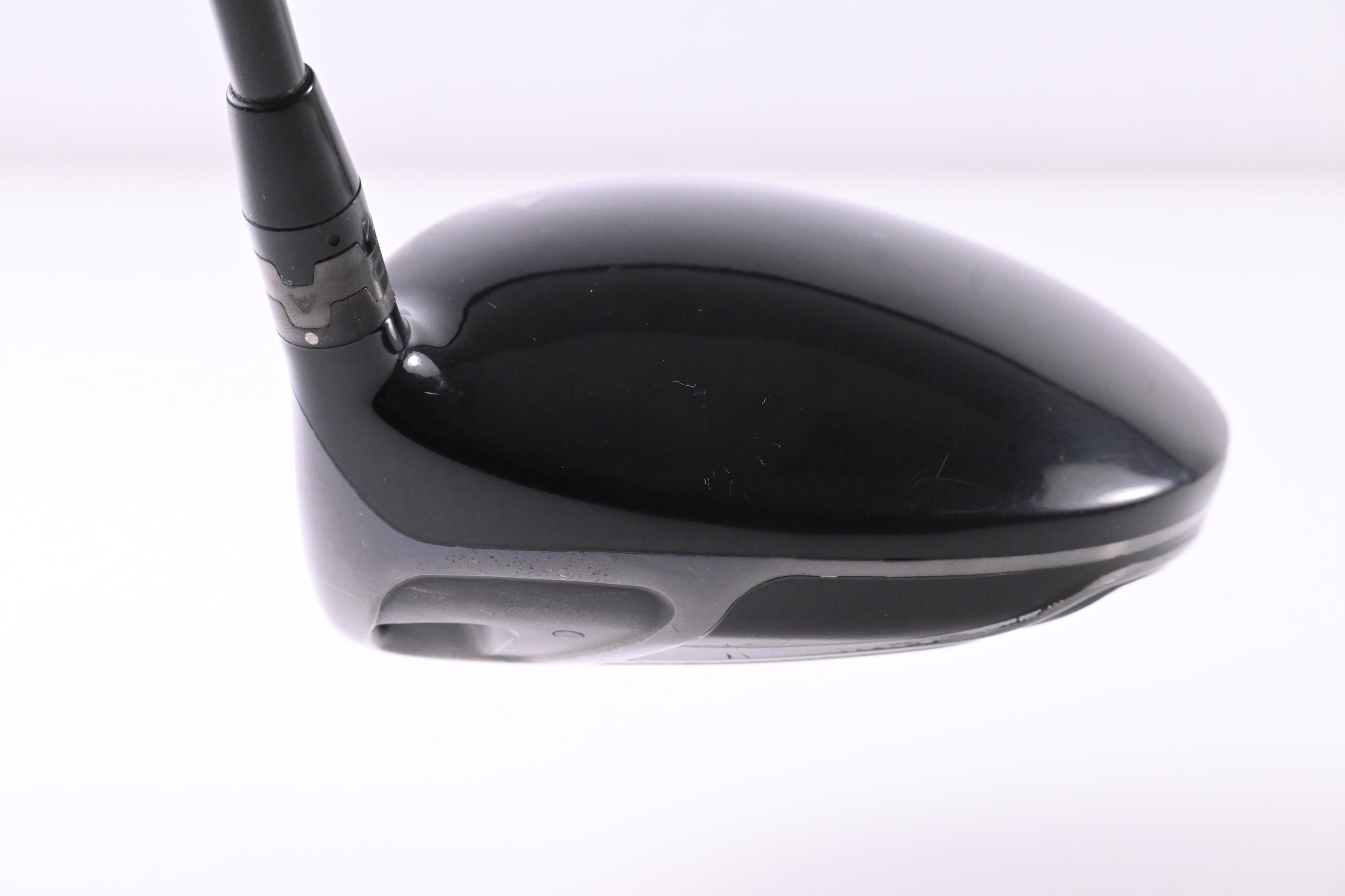 Titleist 910 D3 Driver / 8.5 Degree / Regular Flex Graphite Design Tour AD YSQ