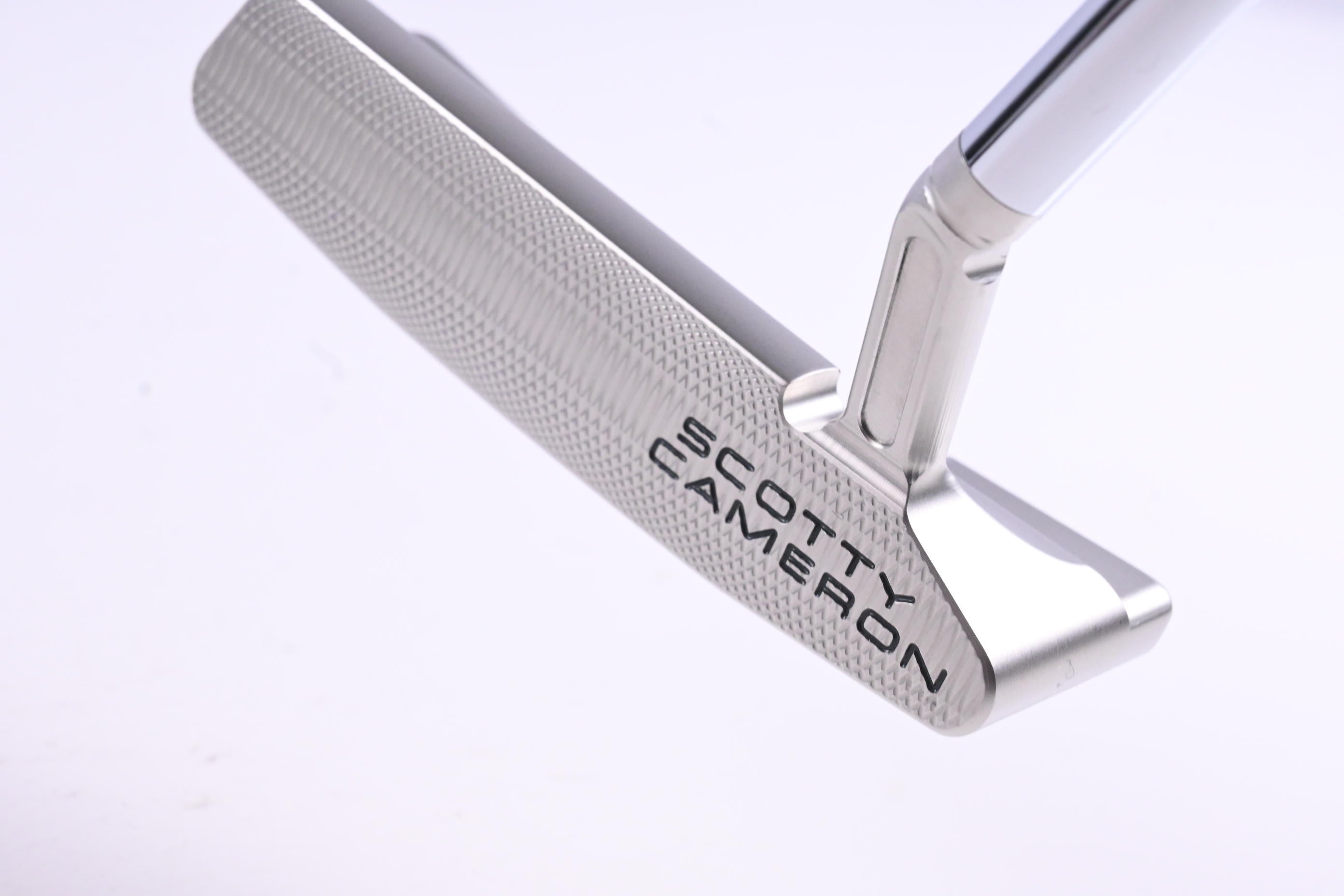 Scotty Cameron Super Select Newport 2.5+ Putter / 34 Inch