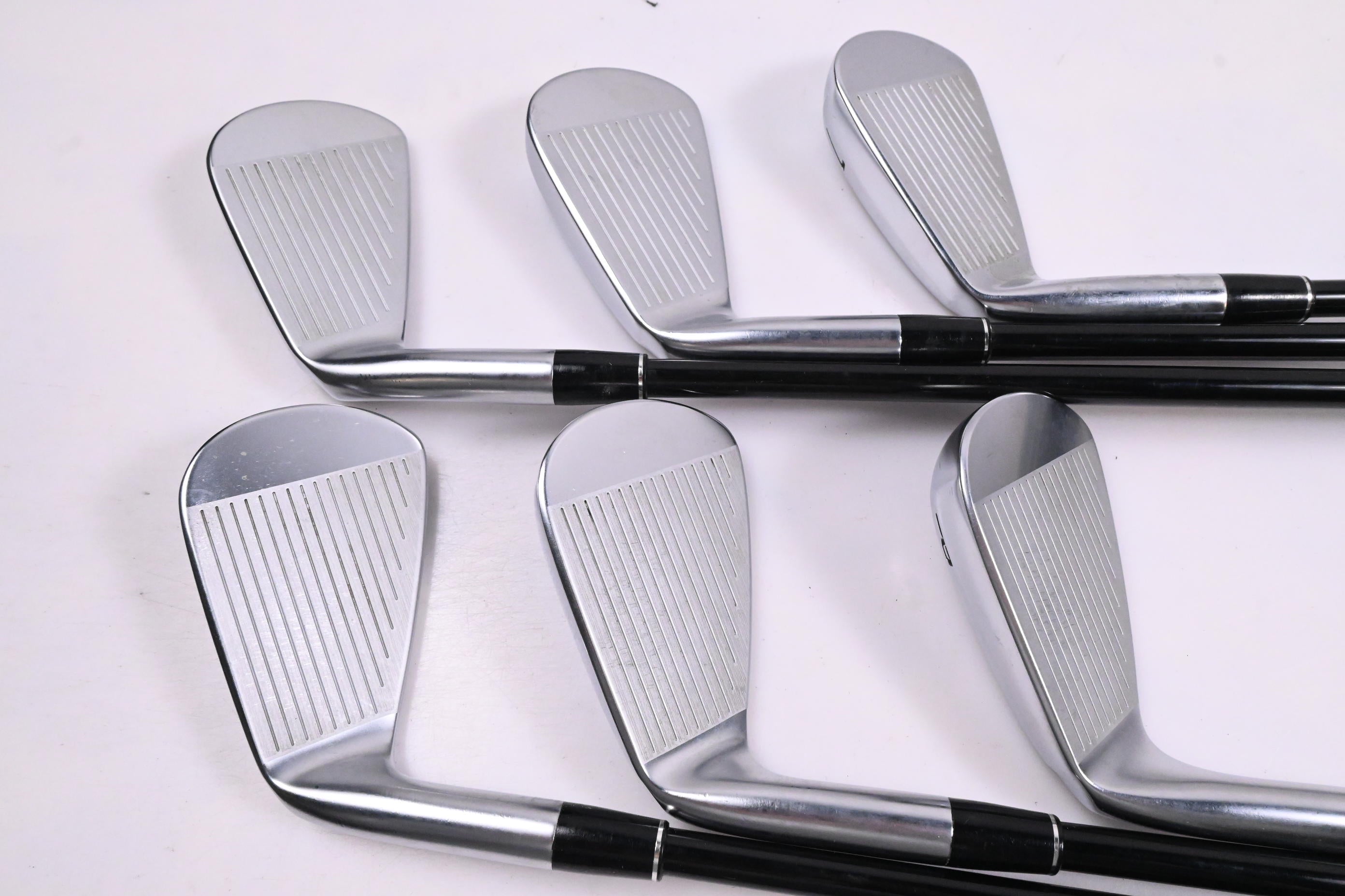 Srixon ZXi5 Irons / 5-PW / Regular Flex Accra iSeries 5 Shafts