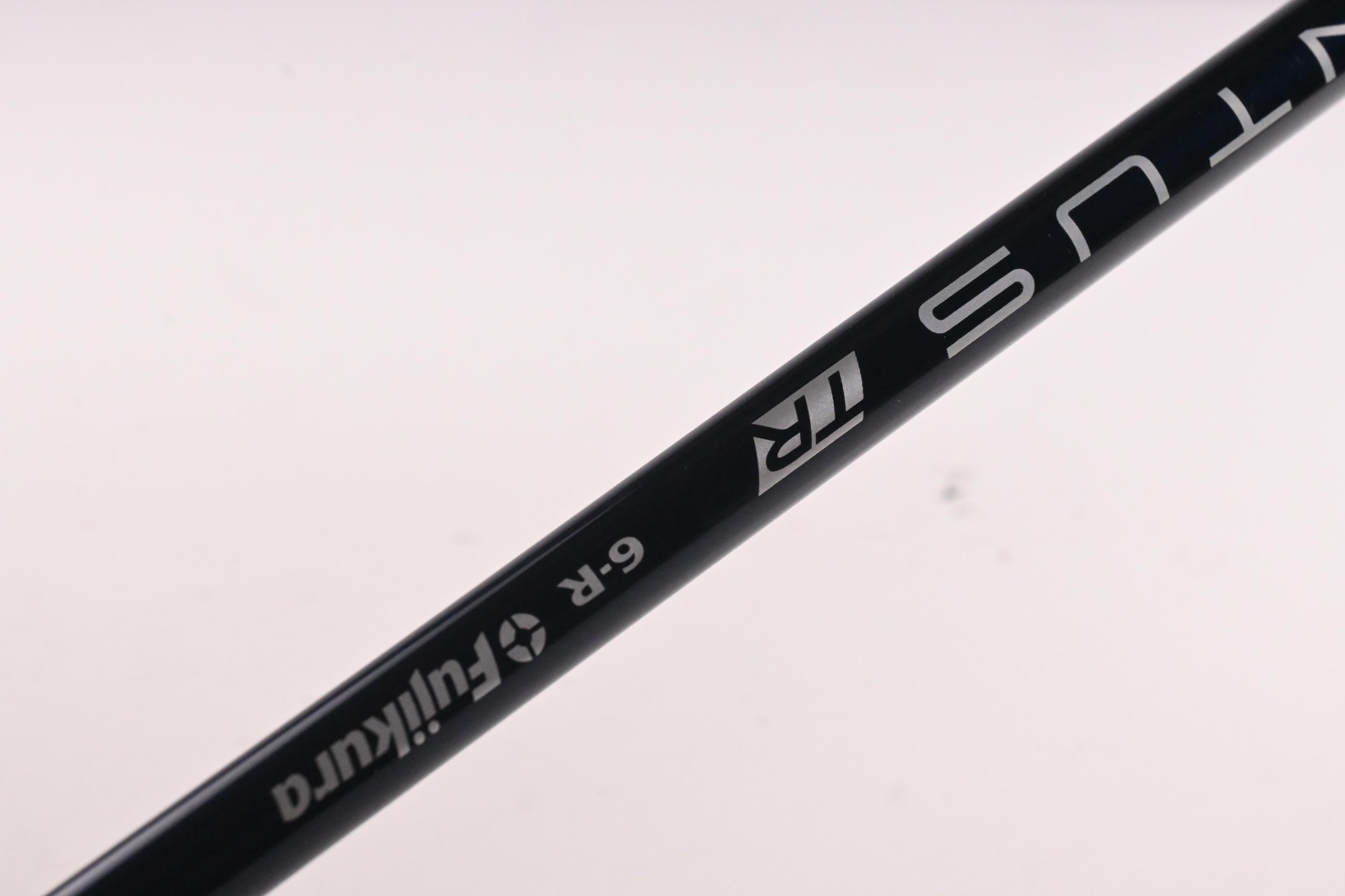 Titleist TSR2 Driver / 11 Degree / Regular Flex Fujikura Ventus TR Blue 6 Shaft