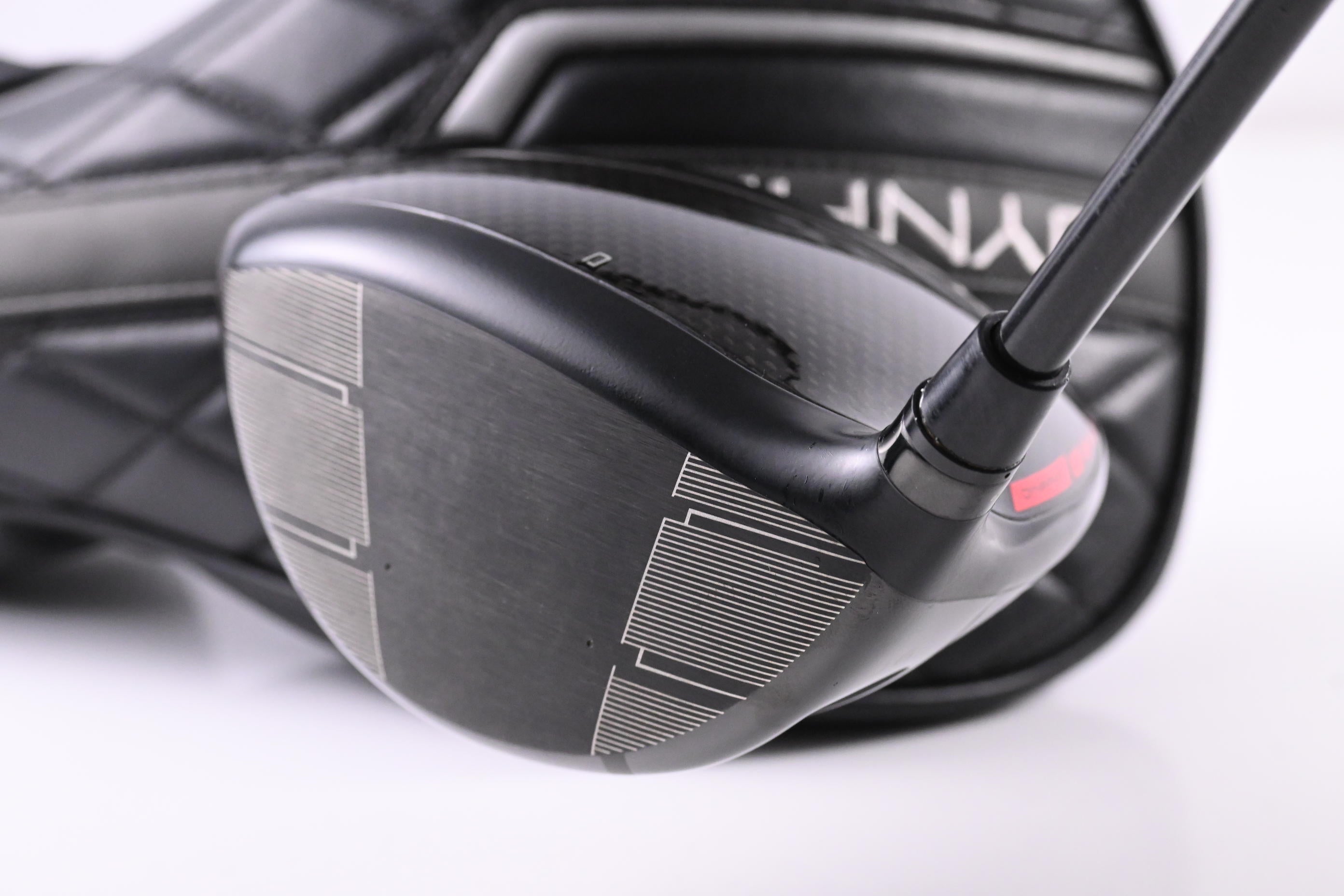 Wilson DYNAPWR Carbon 2025 Driver / 9 Degree / Stiff Flex Denali Black 60 Shaft