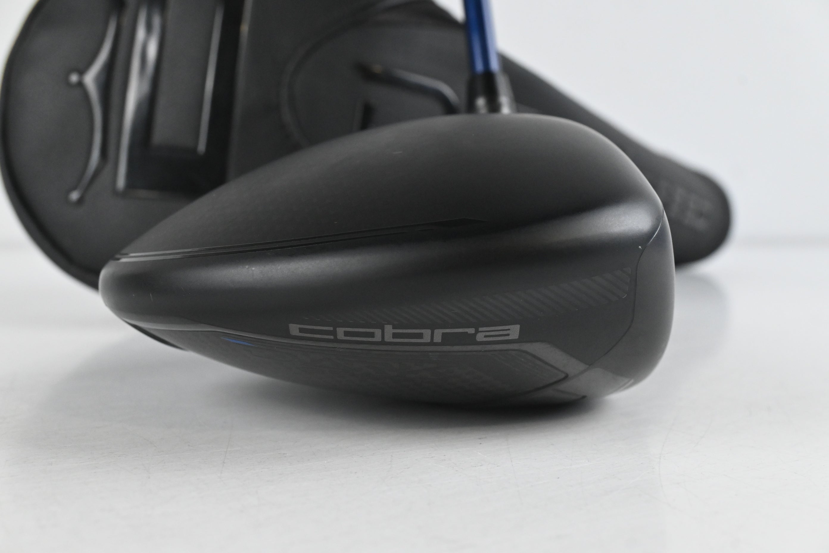 Cobra Darkspeed X Driver / 10.5 Degree / X-Flex Ventus TR Blue 7 Velocore Shaft